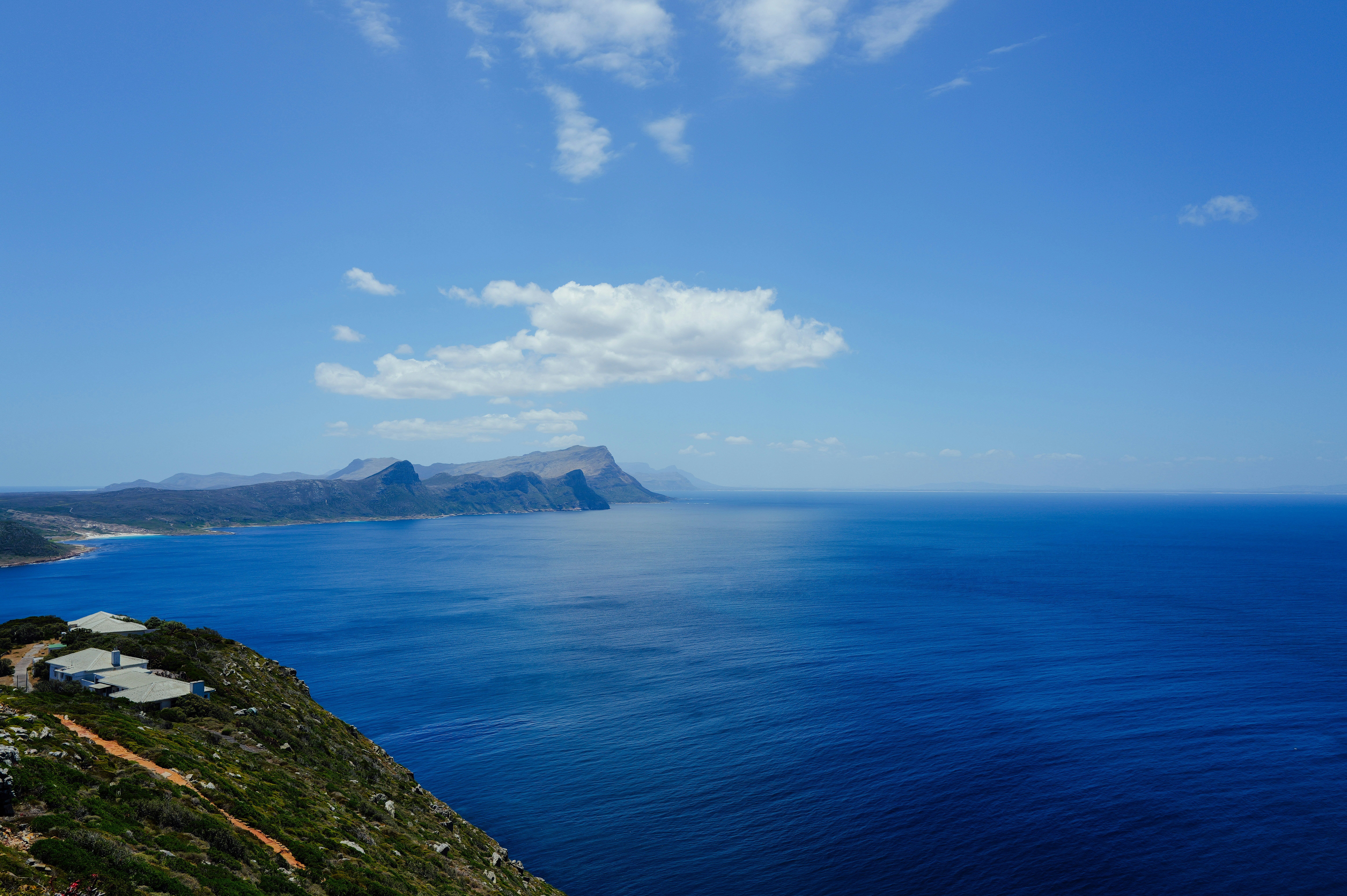 Photo by adrienolichon