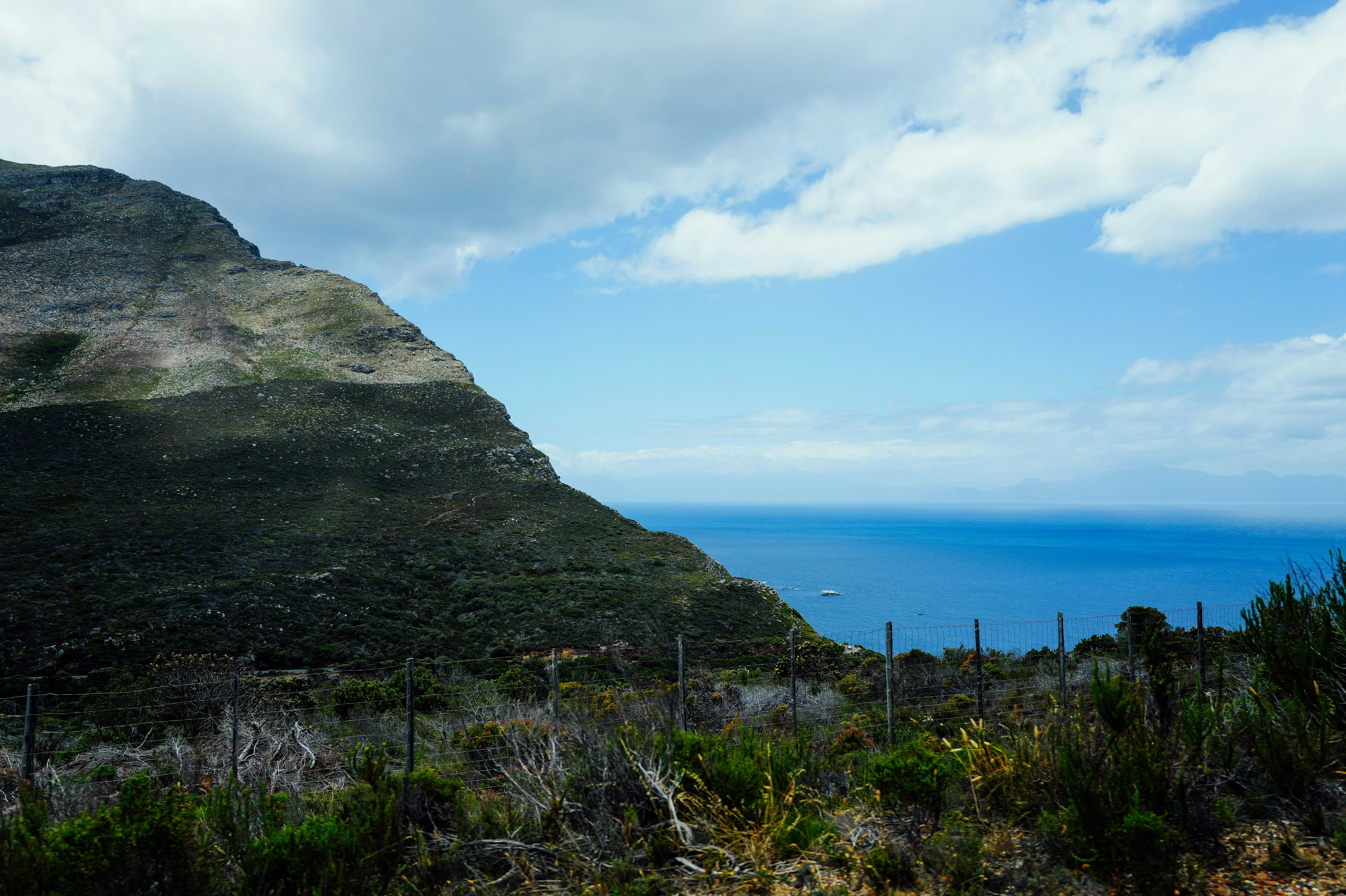 Photo by adrienolichon