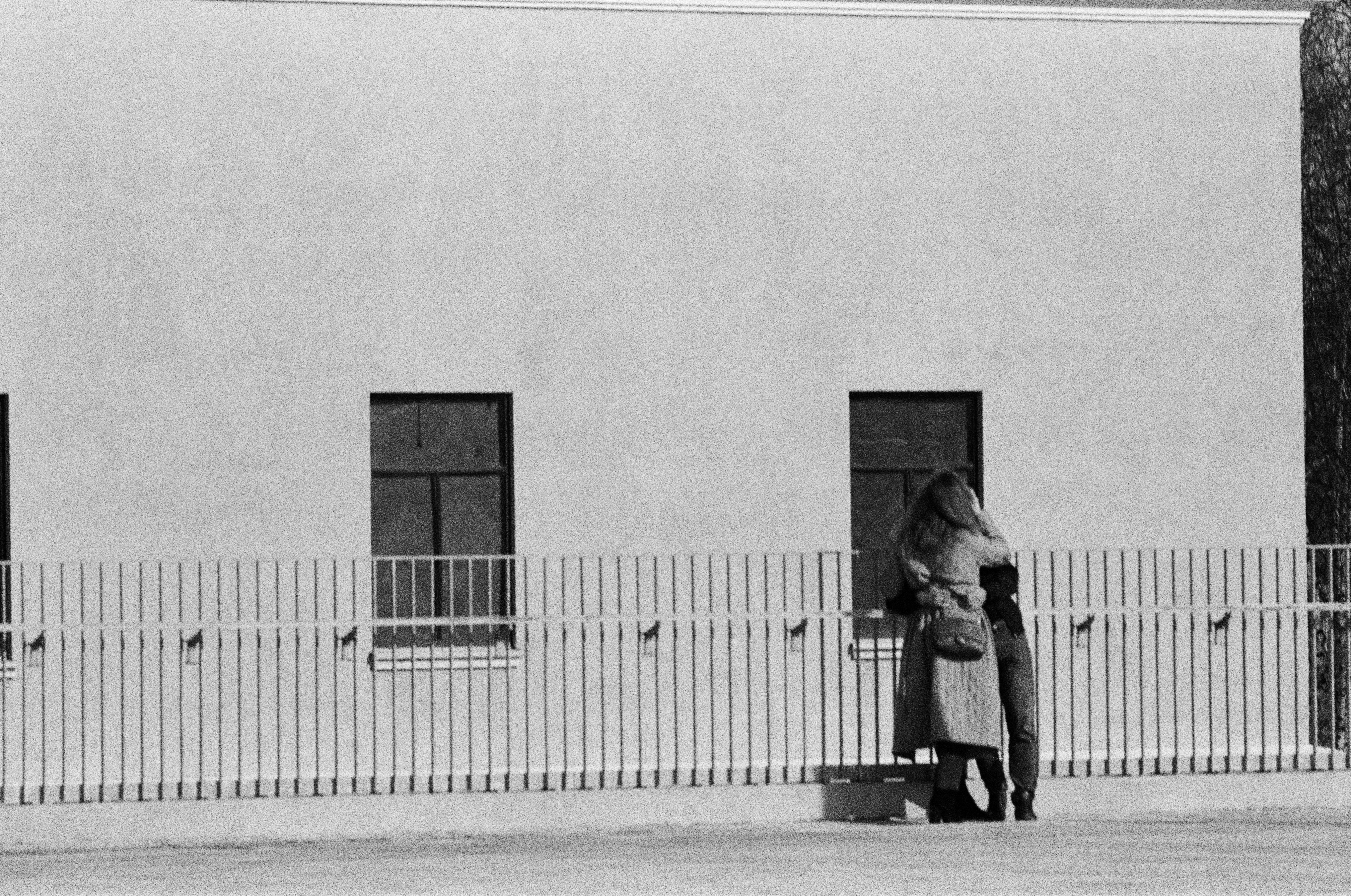 8 Ways to Build an Emotional Connection with a Woman -