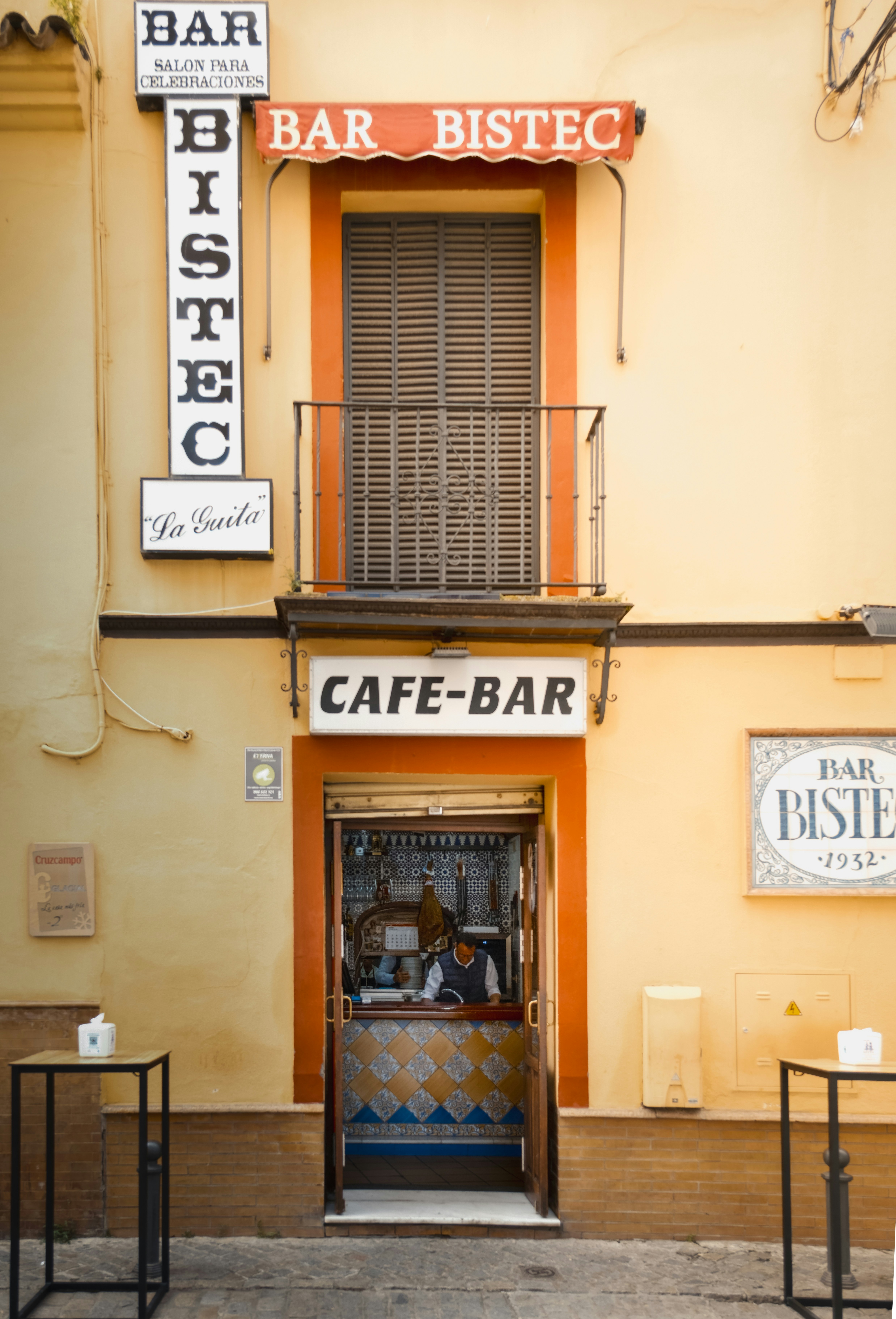 Bar bistec cafe-bar entrance with awning and awning