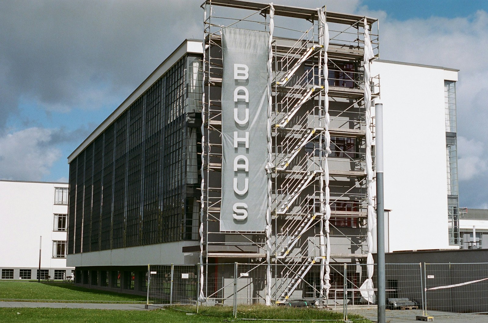 Het Bauhaus in Dessau is een gebouw en geen museum