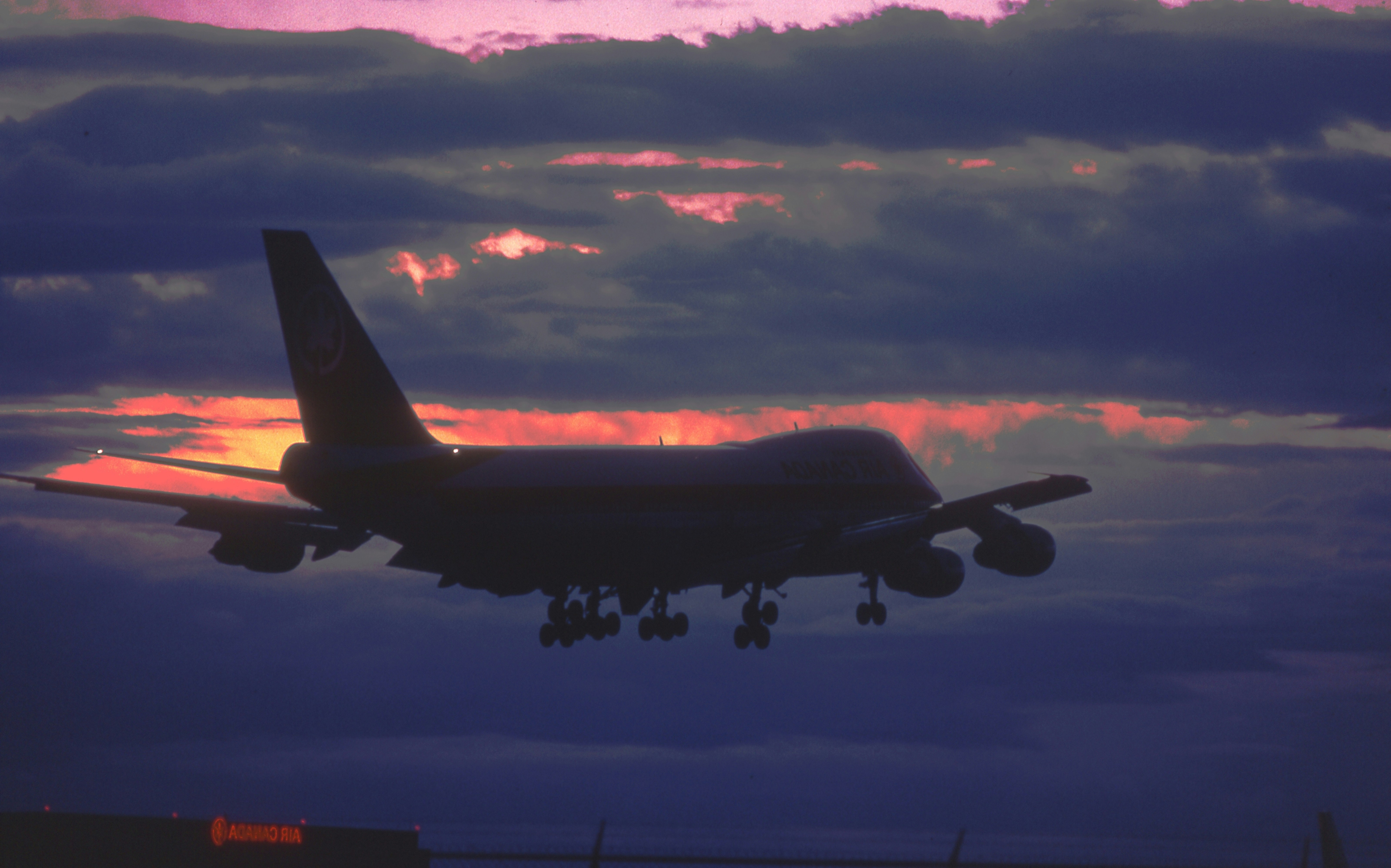 Szef Air Canada przeprasza za kondolencje tylko po angielsku