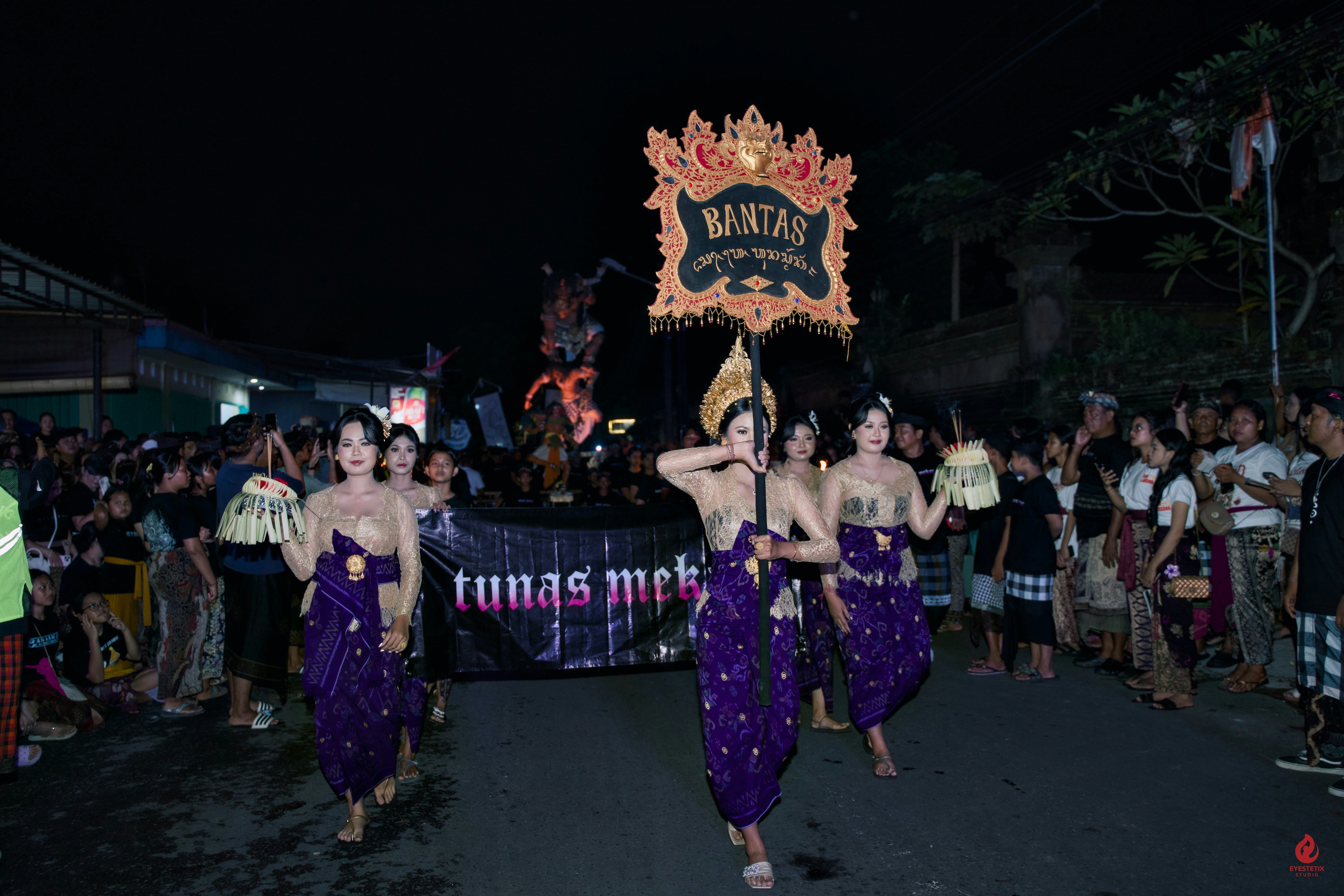 Photo by eyestetix_studio