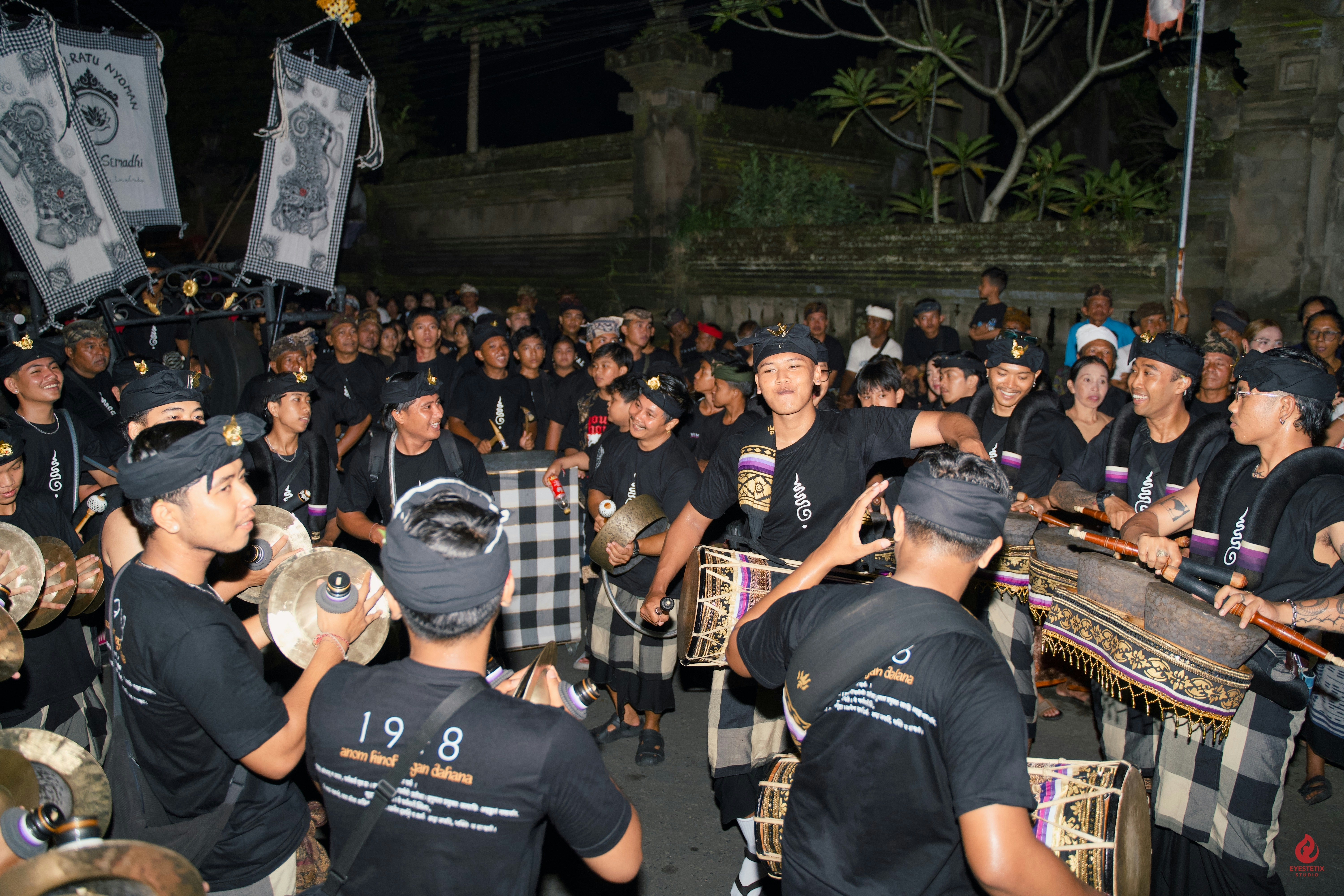 Photo by eyestetix_studio