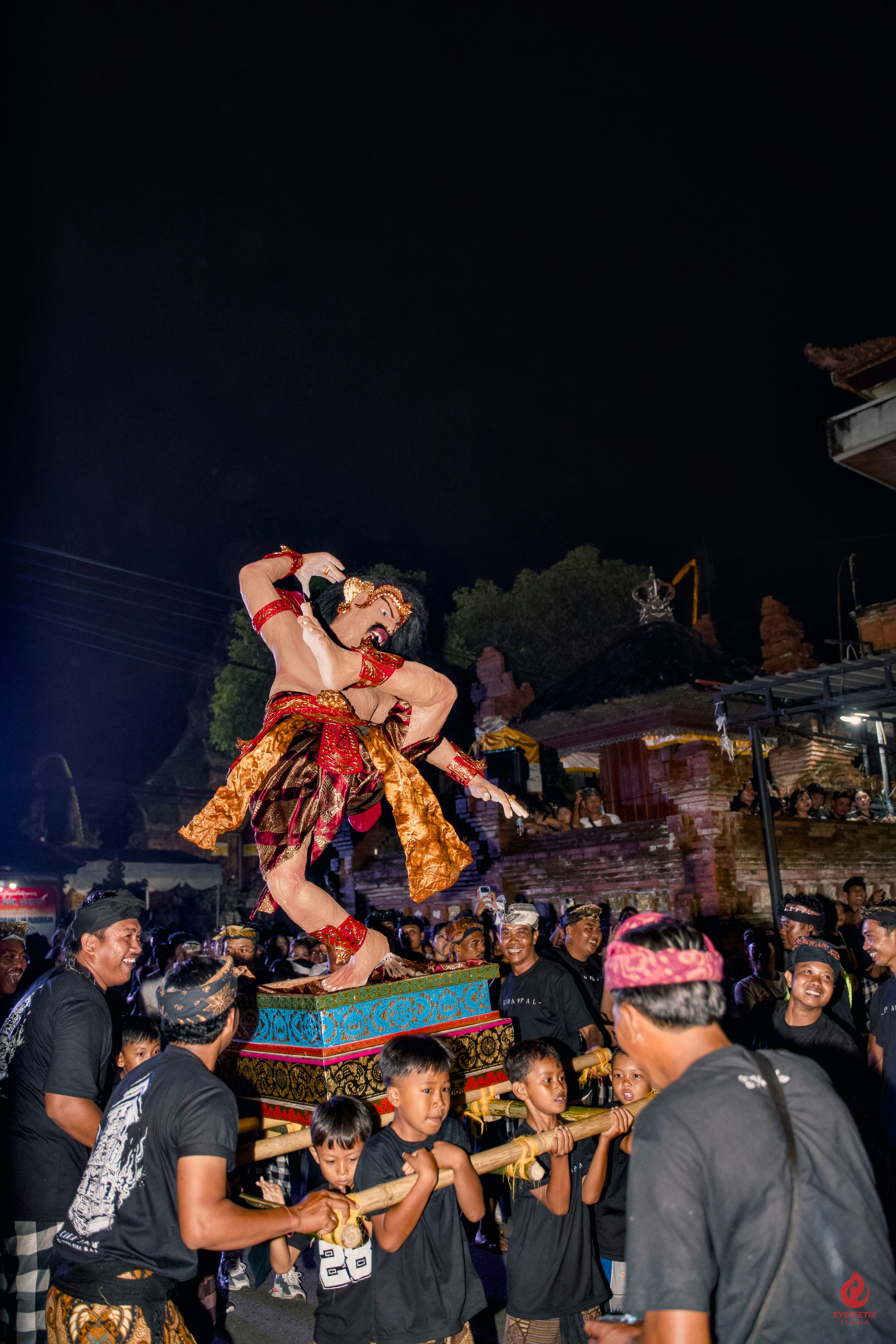 Photo by eyestetix_studio