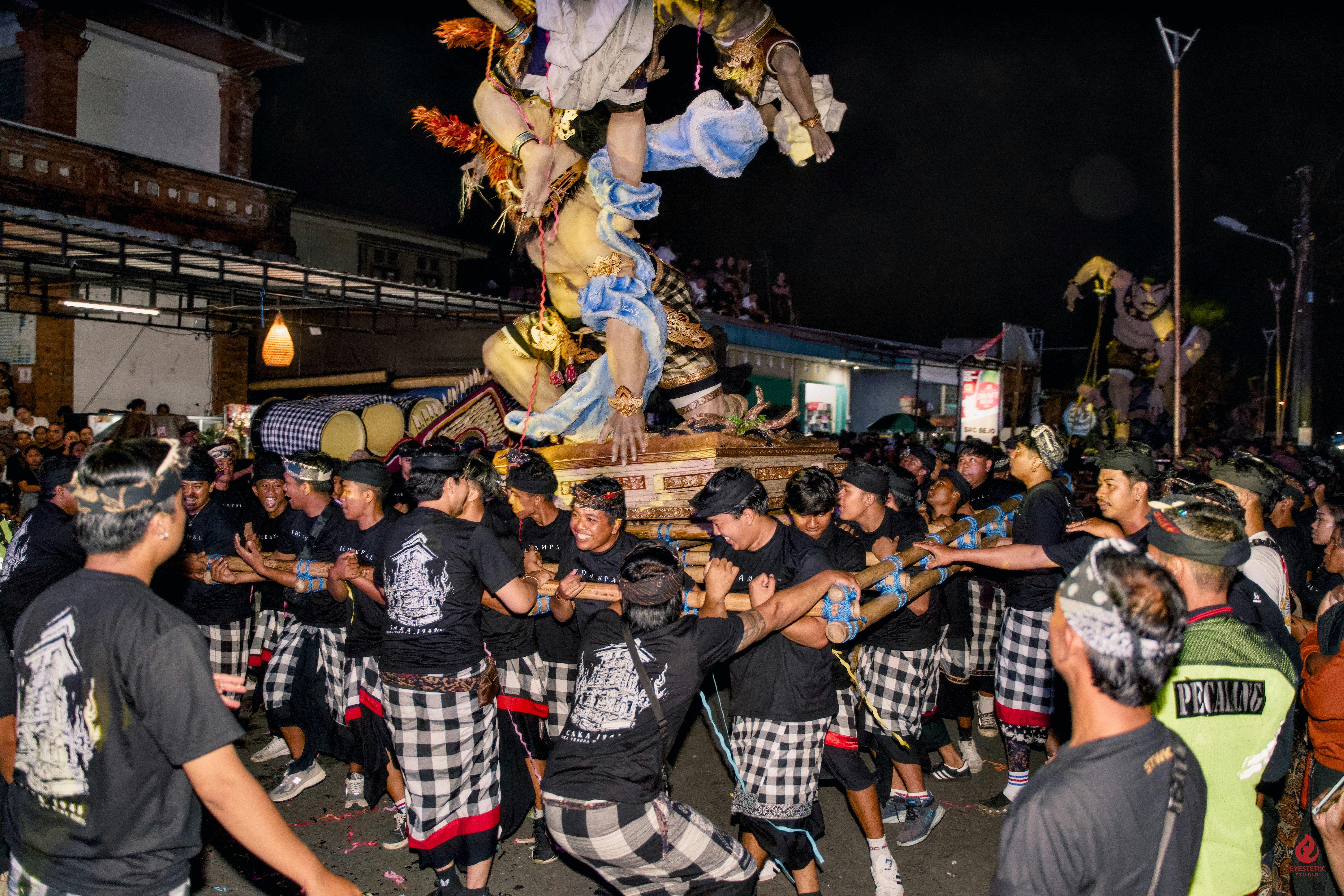 Photo by eyestetix_studio