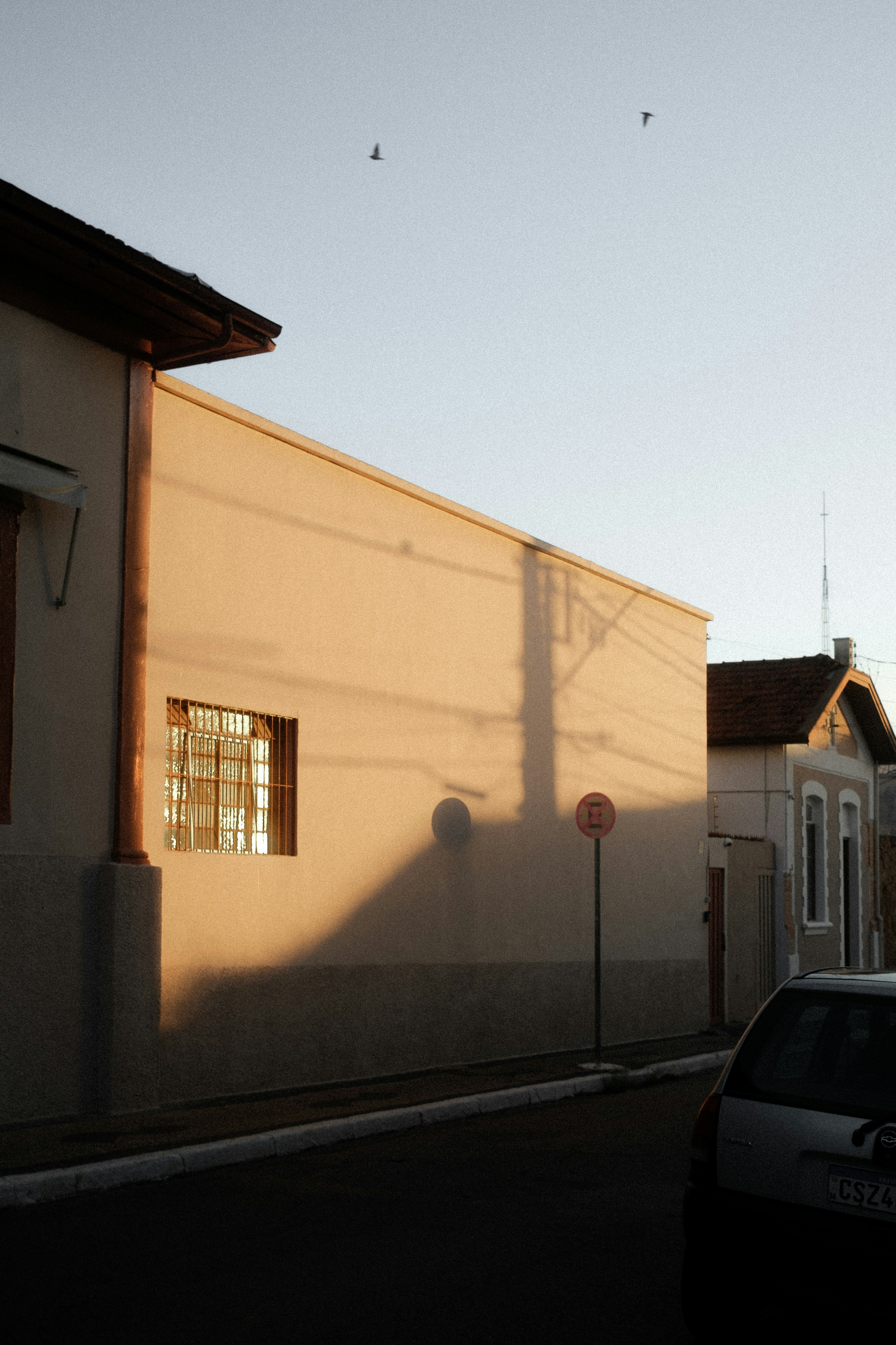 Photo by kenjikatahira