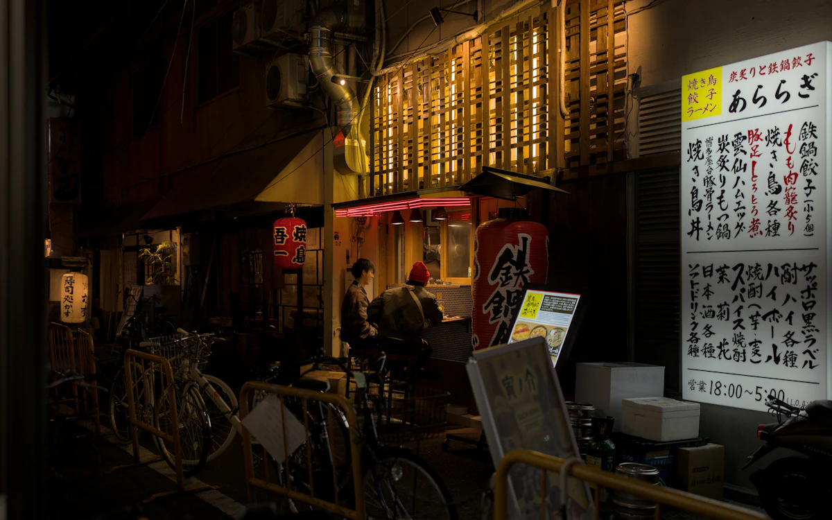 あたたかい灯りの店内(ビヨンド店の写真に差し替え予定)