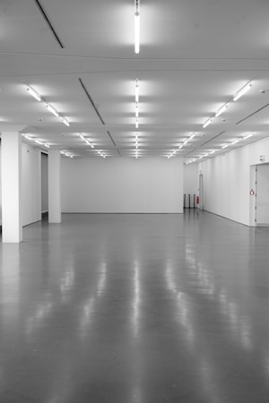 Polished floor with clear topcoat finish