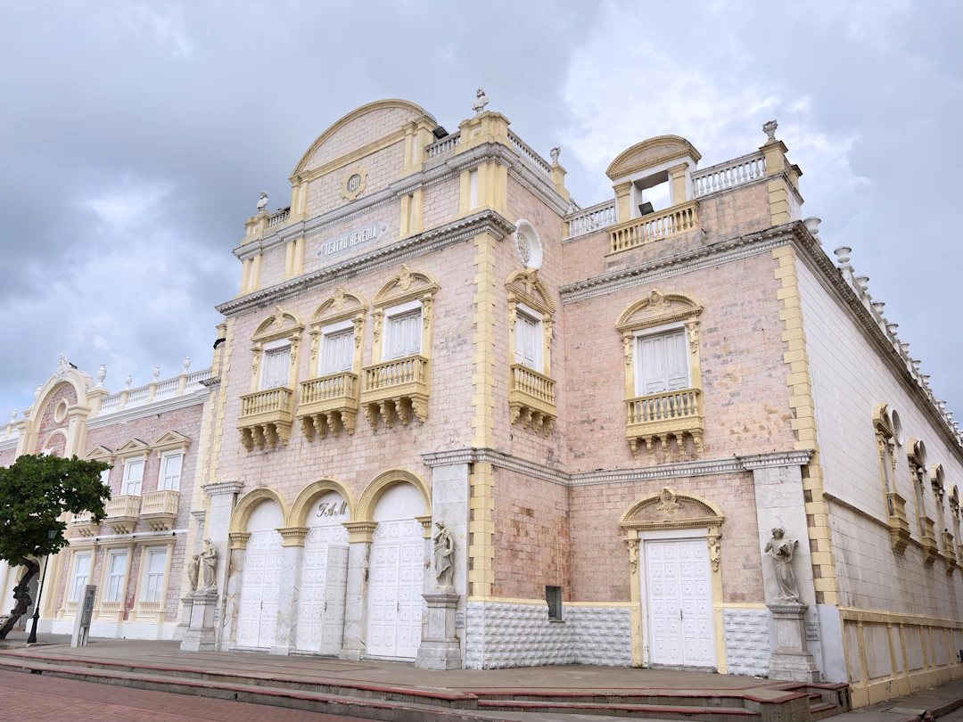 Cartagena 2026: 7 Caminhadas Silenciosas e Dicas de Viagem…
