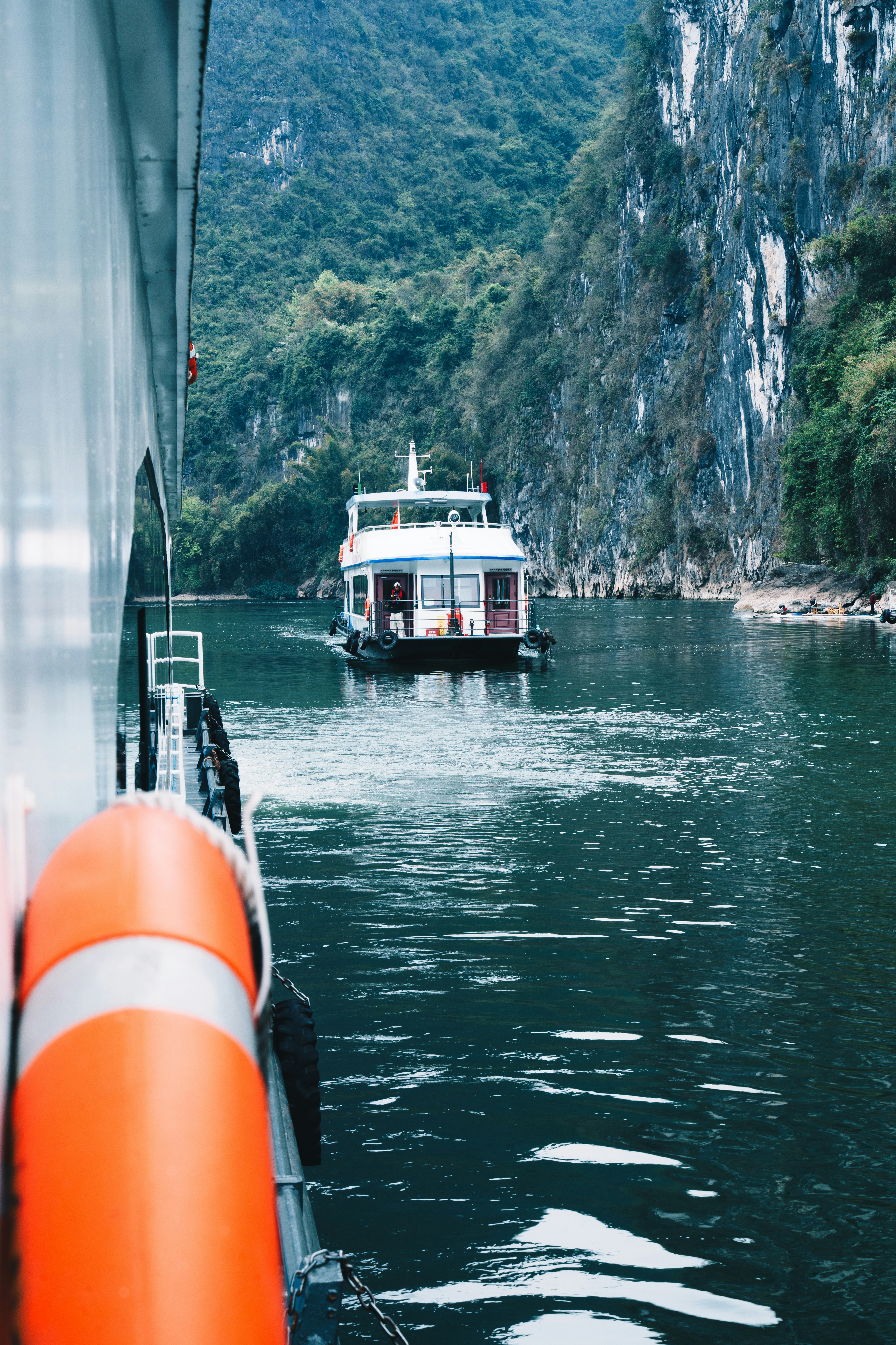 Li River Bamboo Rafting — photo 2