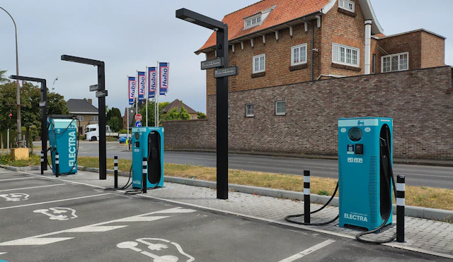 Estaciones públicas de recarga para vehículos eléctricos