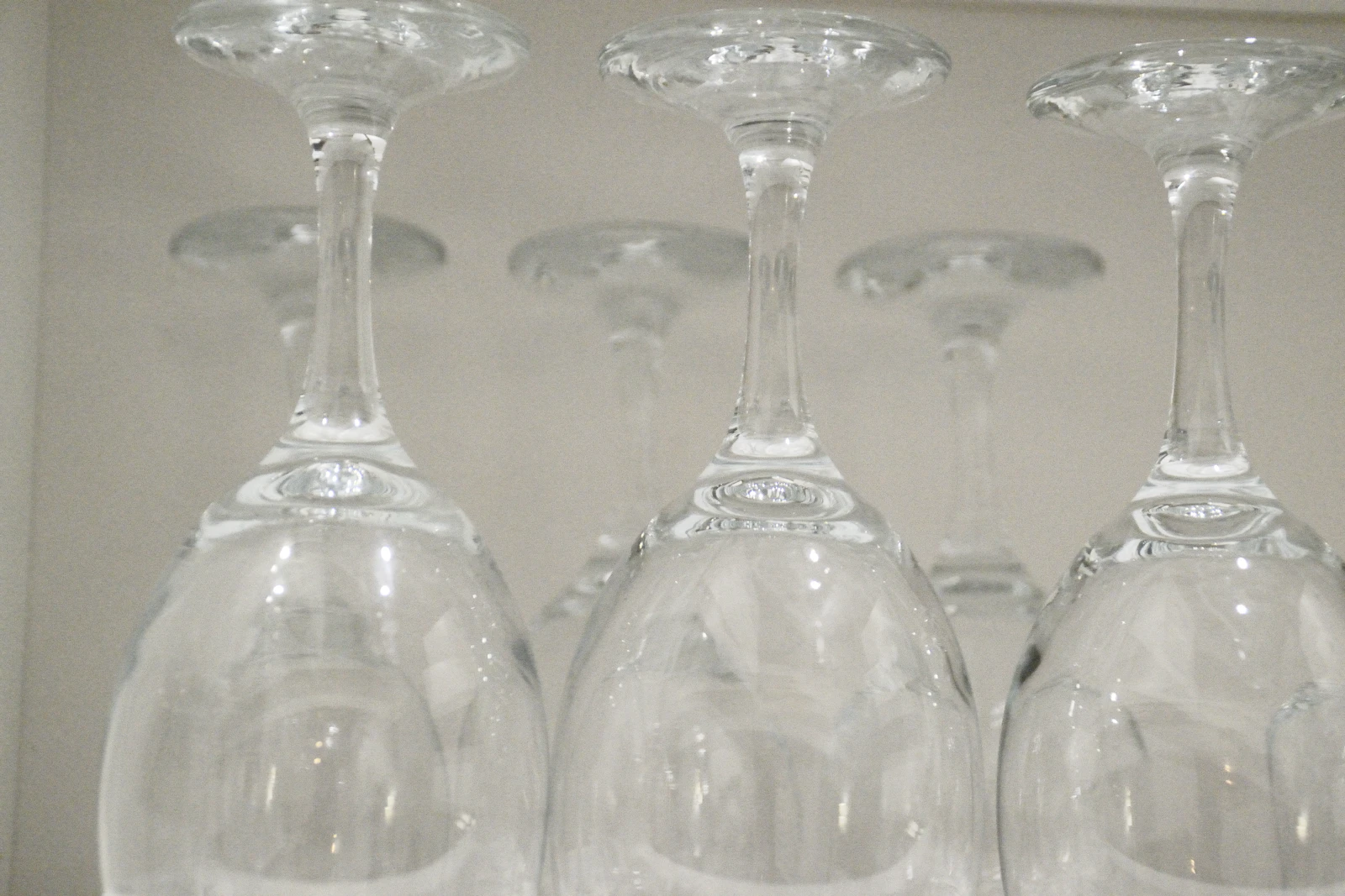 Pigeonhole — Wine Bar in Calgary, Alberta