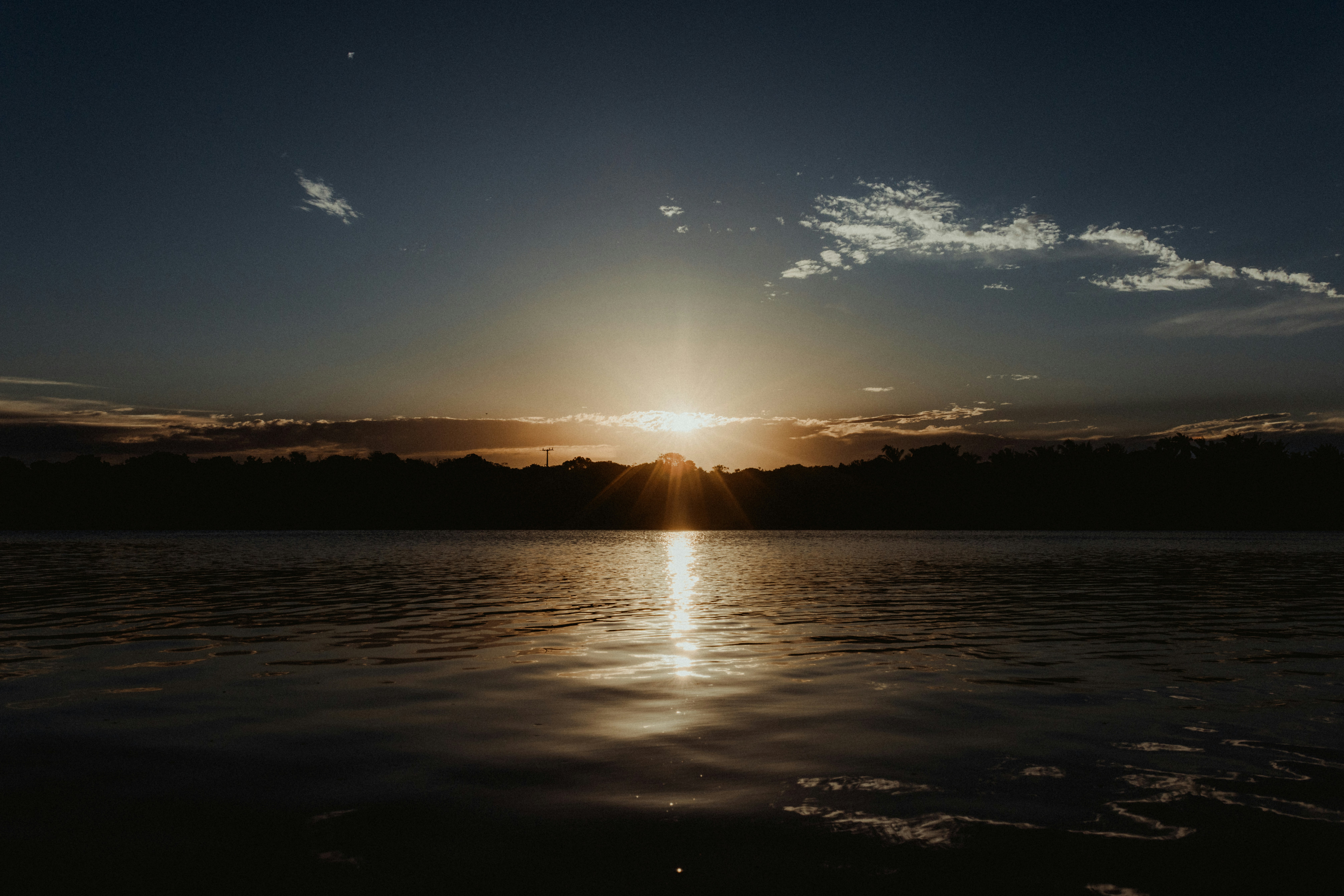 Photo by jonathanborba