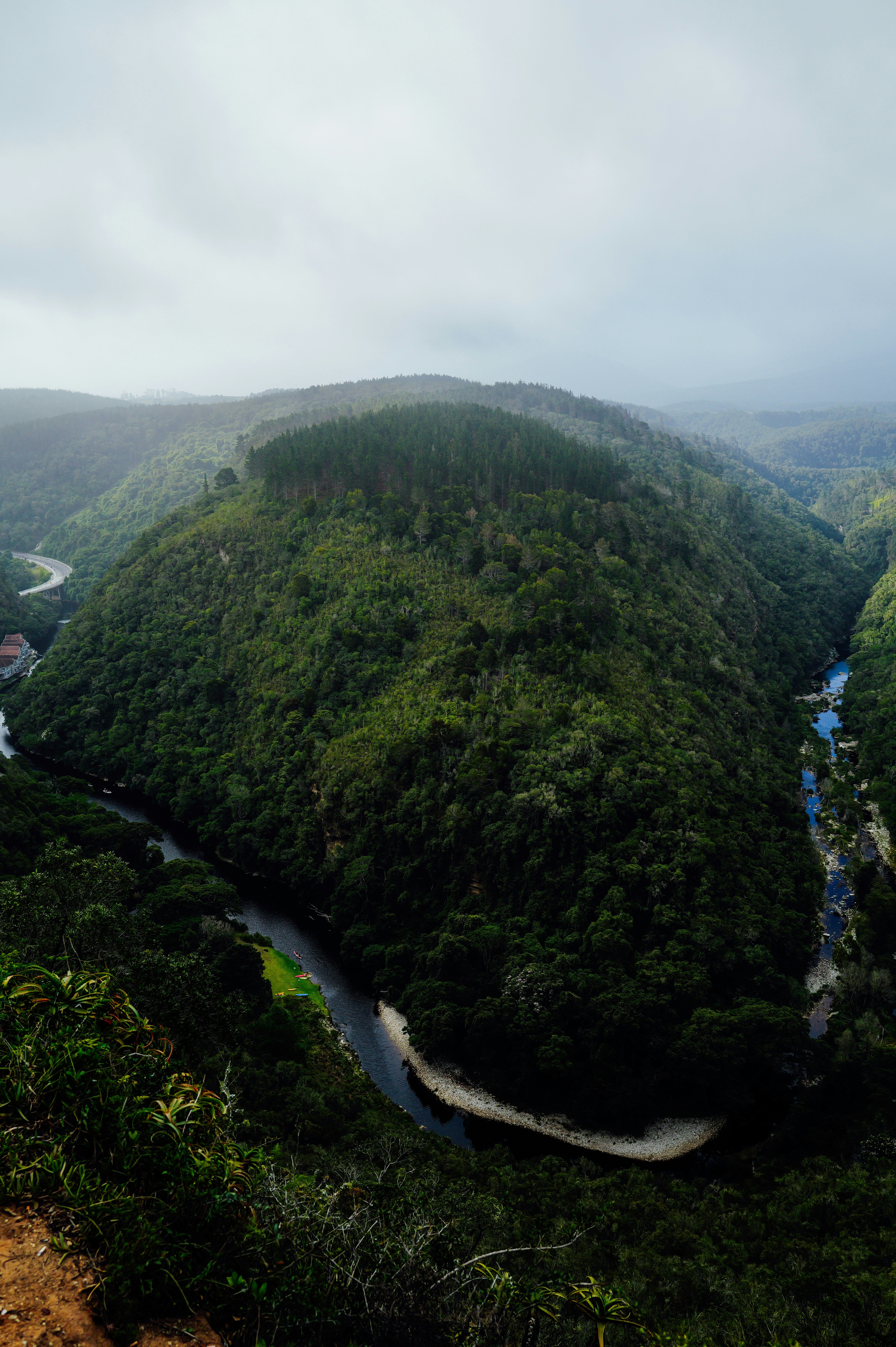 Photo by adrienolichon