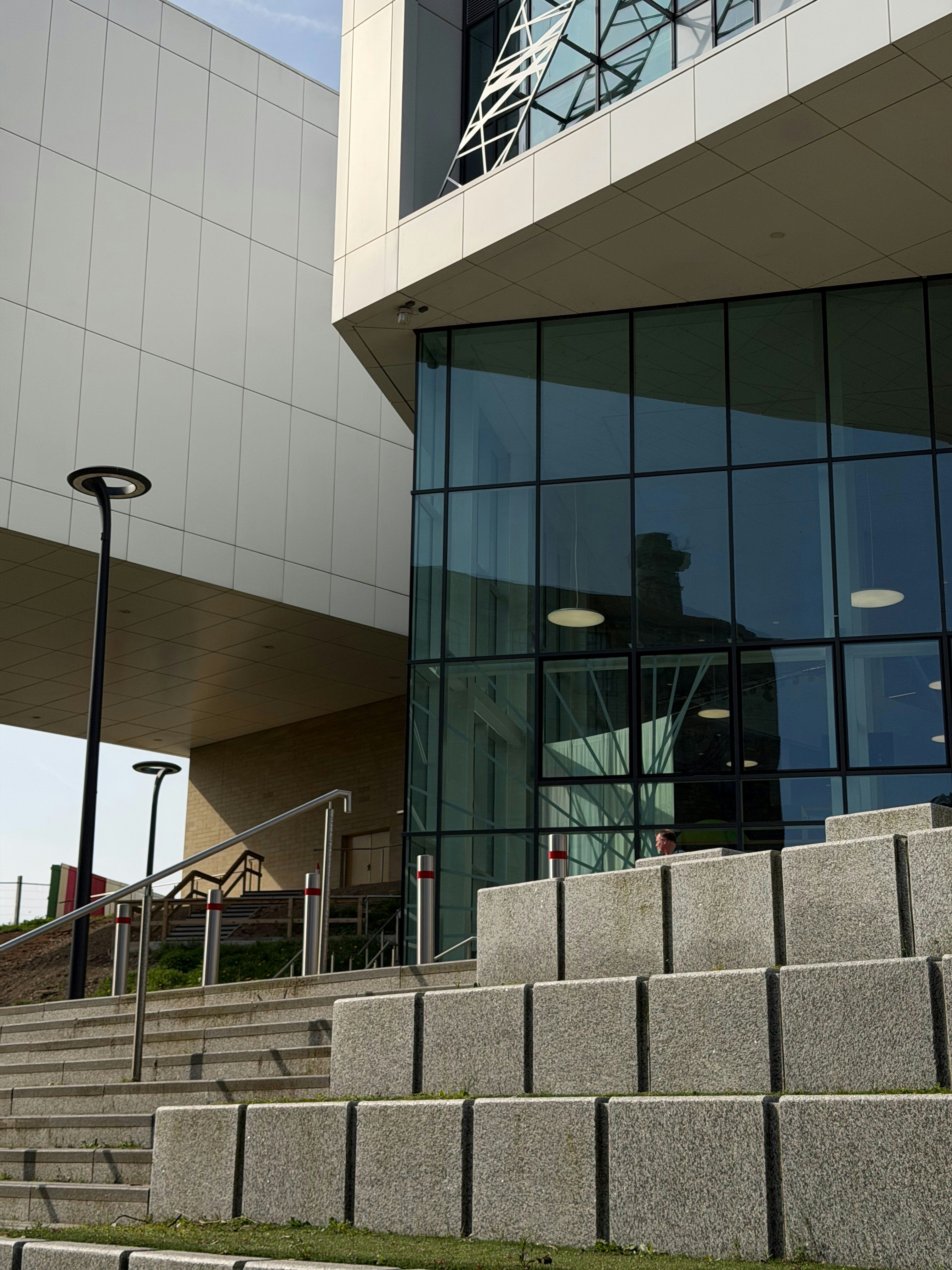 Photo by raymatthewx