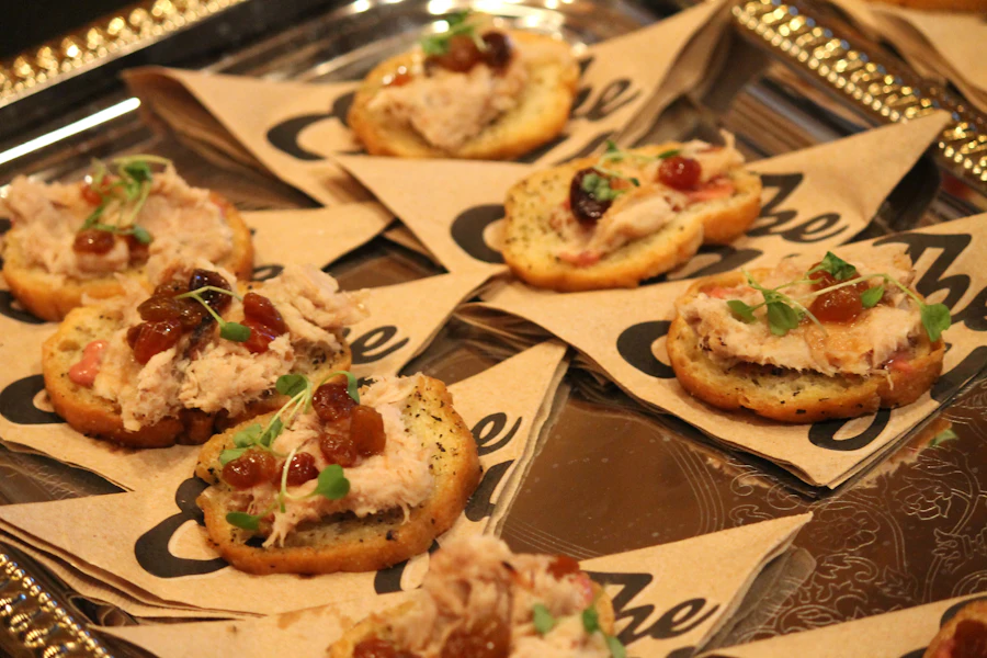 Small canapés with a creamy topping