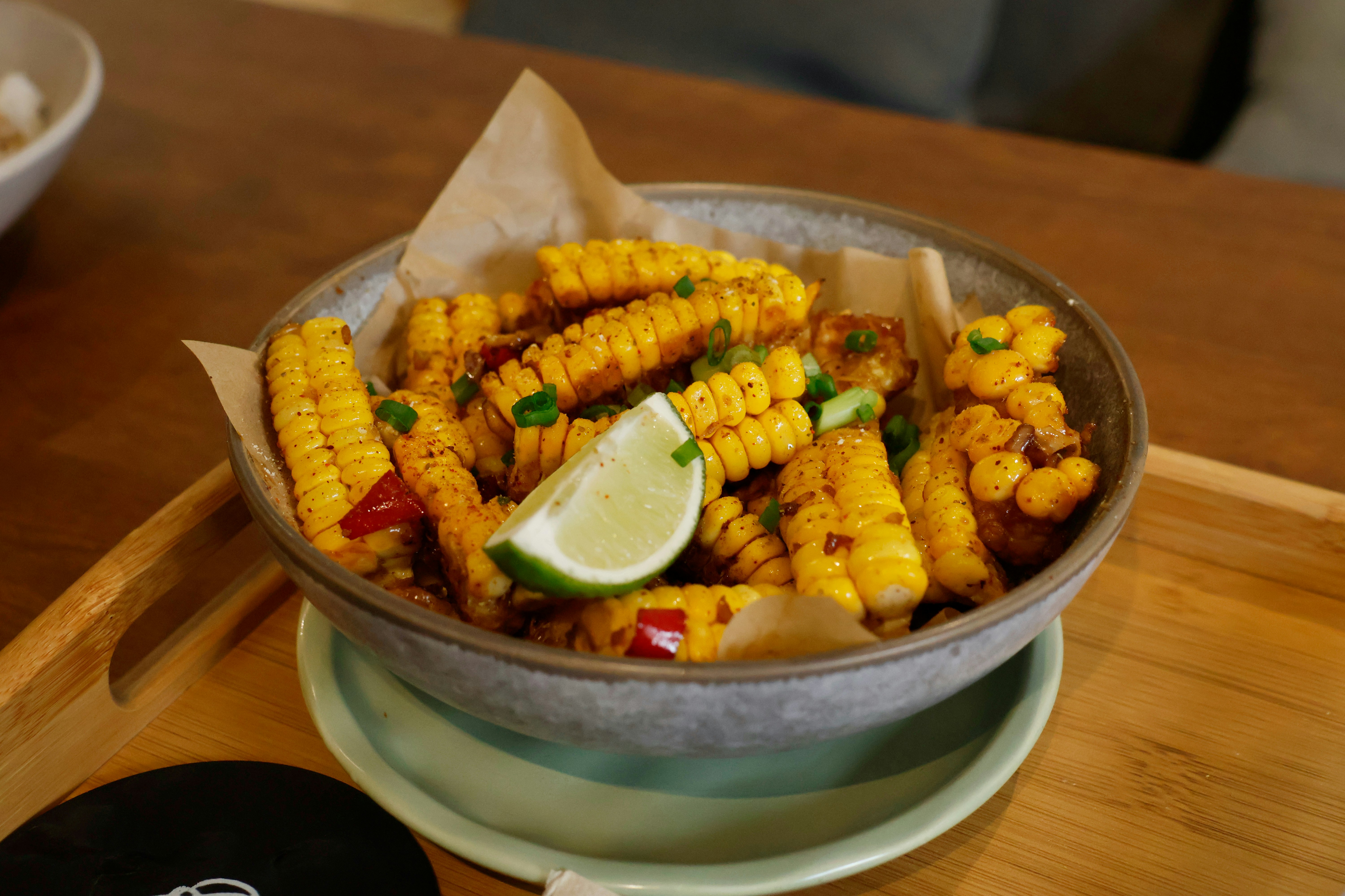 Elote Desgranado Asado con Chile y Limón