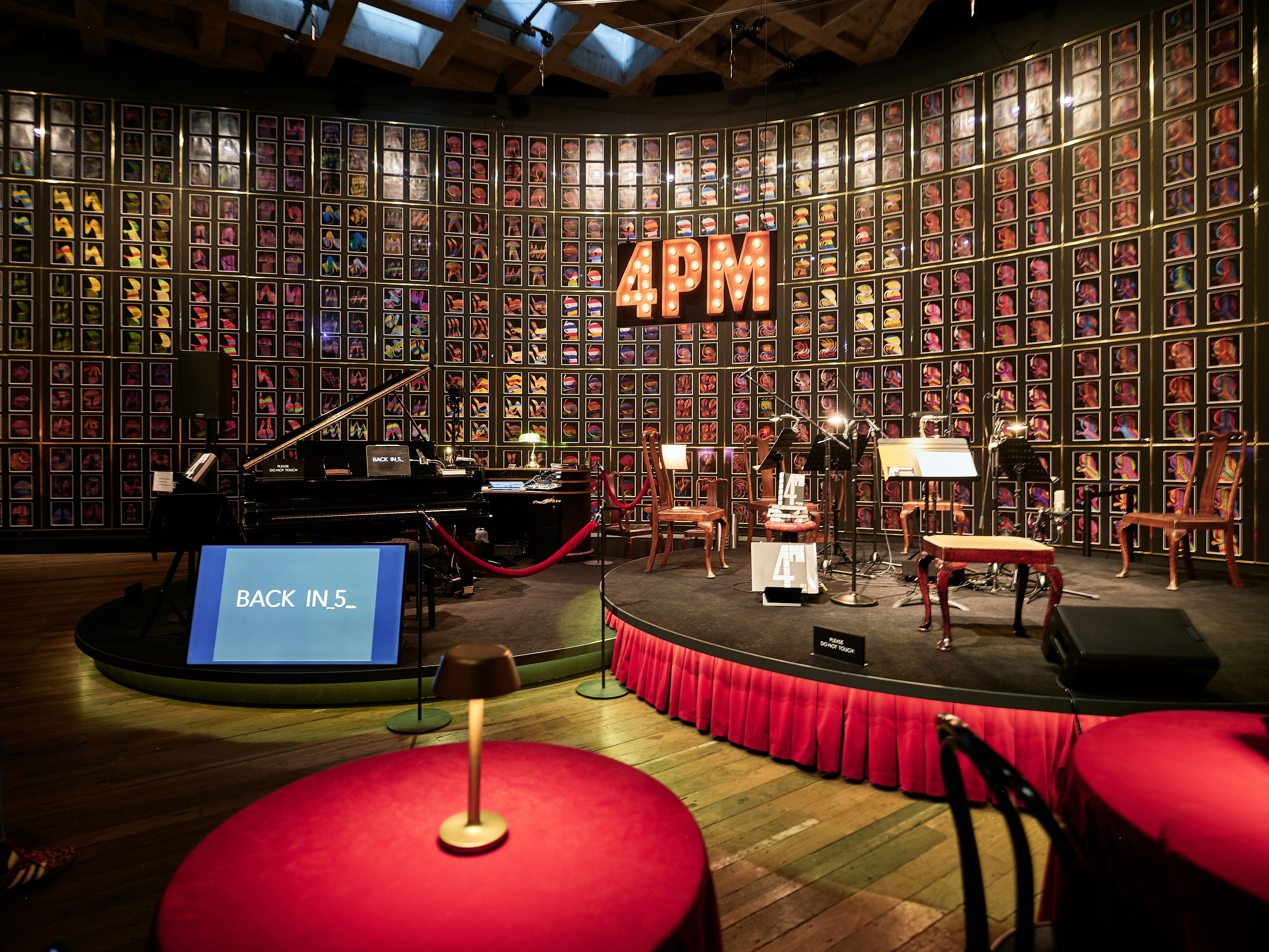 Scott Bradlee's Postmodern Jukebox