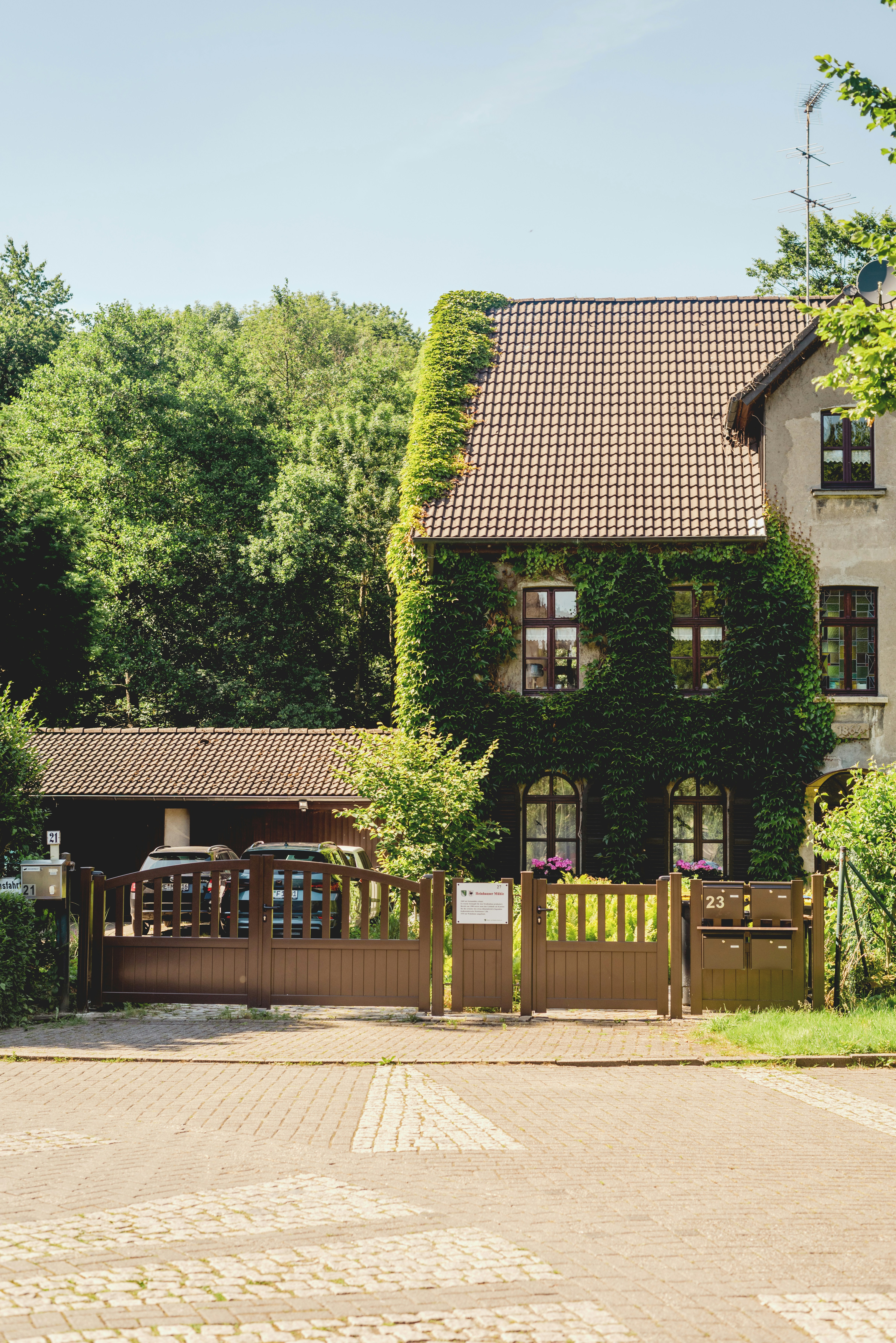 Photo by eugenivy_now