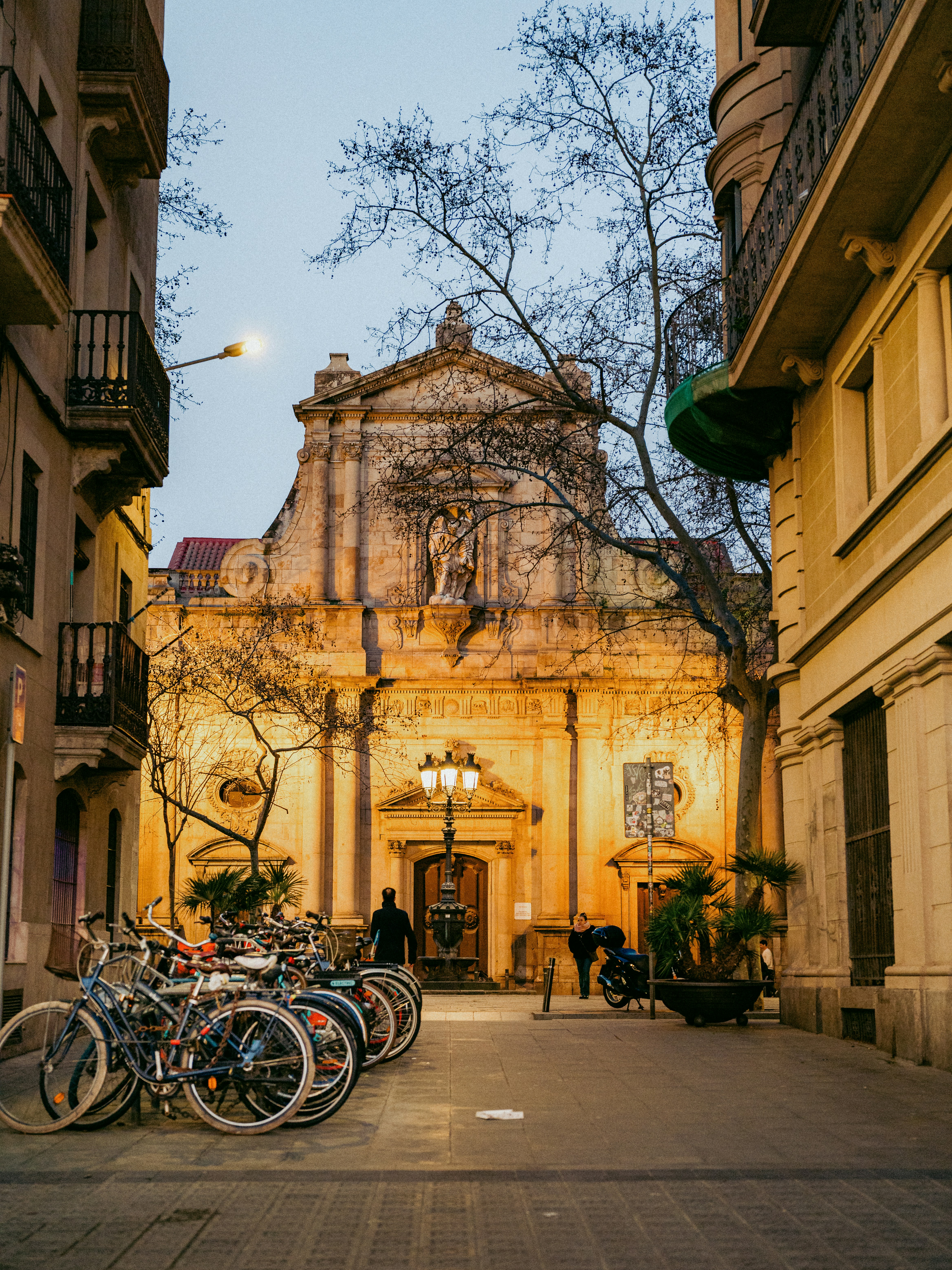 Barceloneta — Mediterranean Beach Life