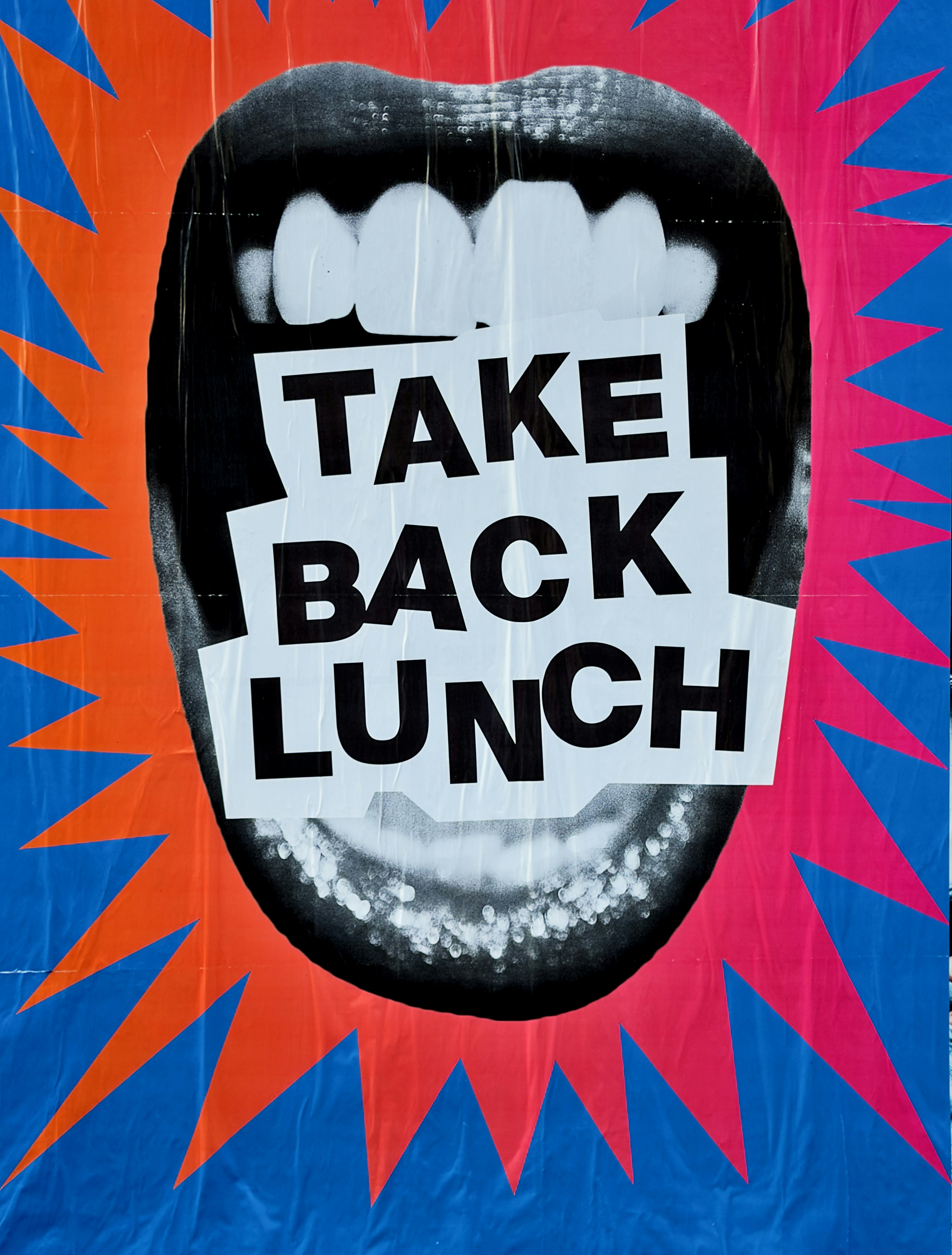 Boca abierta con el texto de "retomar la comida"