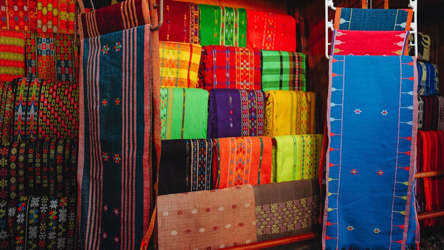 Hand-loomed silk Table Runner