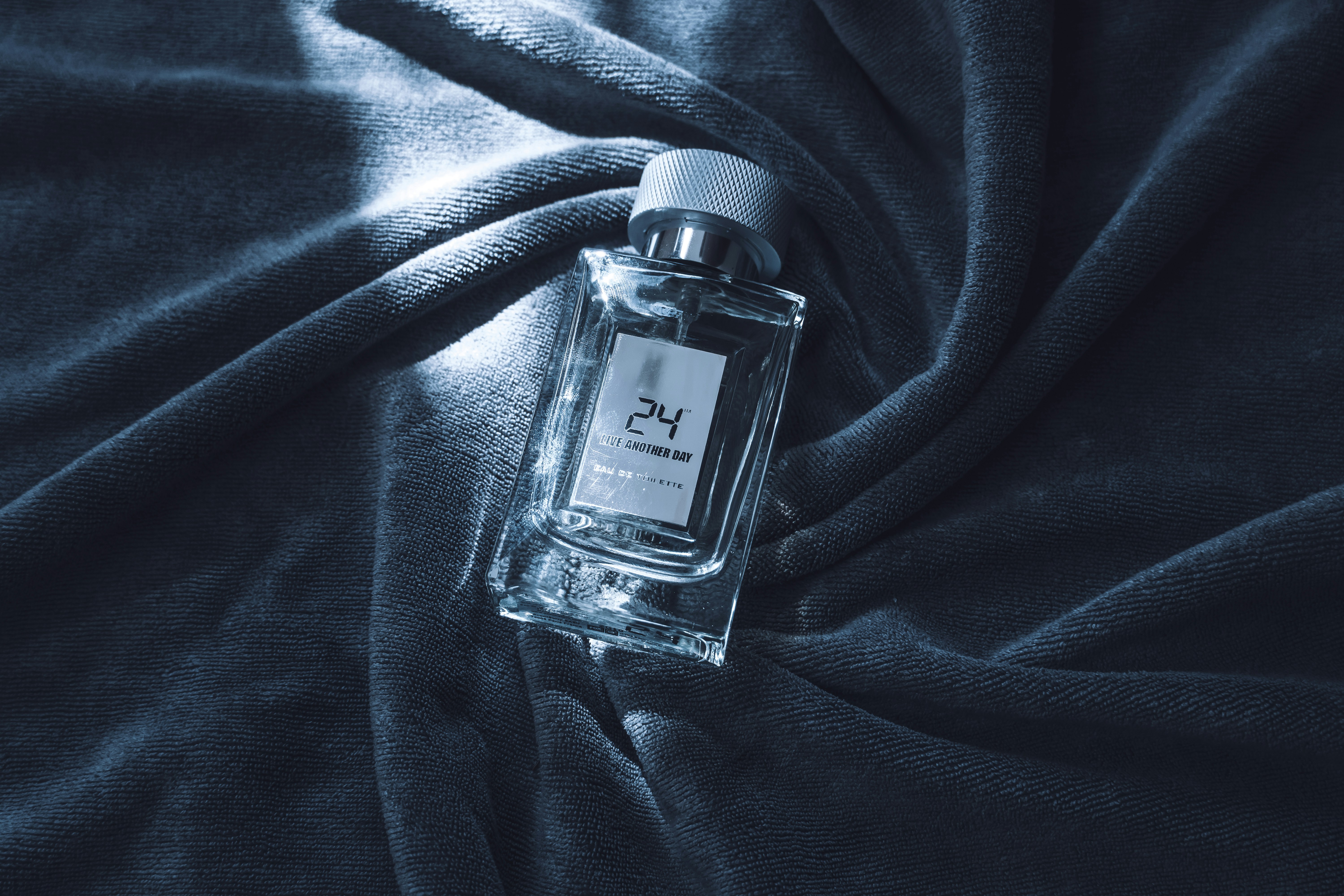 Wat is wasparfum? – Wat is het verschil tussen wasparfum, waskorrels en wasverzachter?