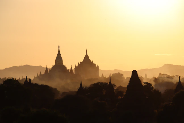 3-Day Hsipaw Family Itinerary: Kid-Friendly & Relaxed