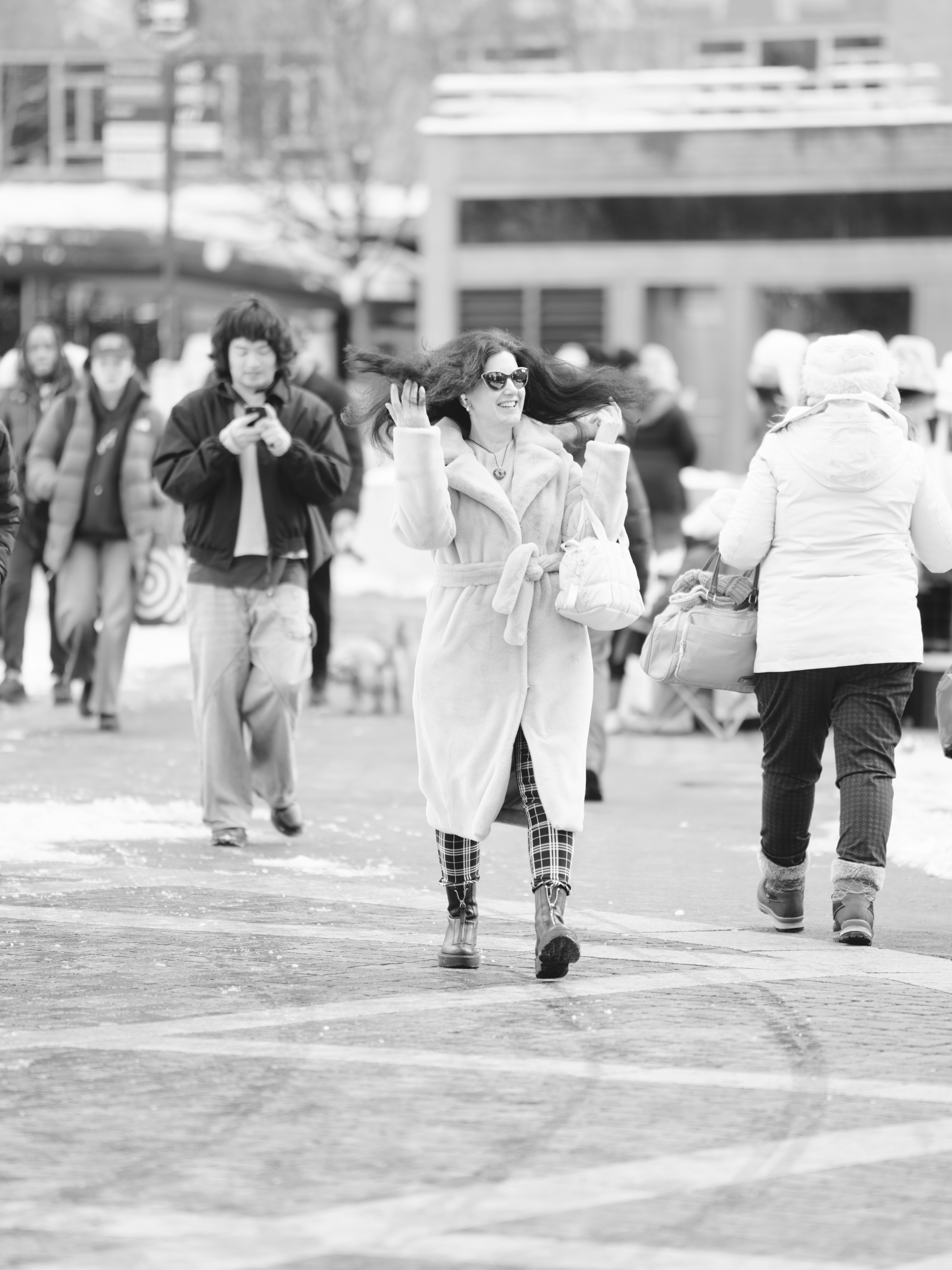 Best Outfits for Winter City Sightseeing: Stylish Comfort Tips