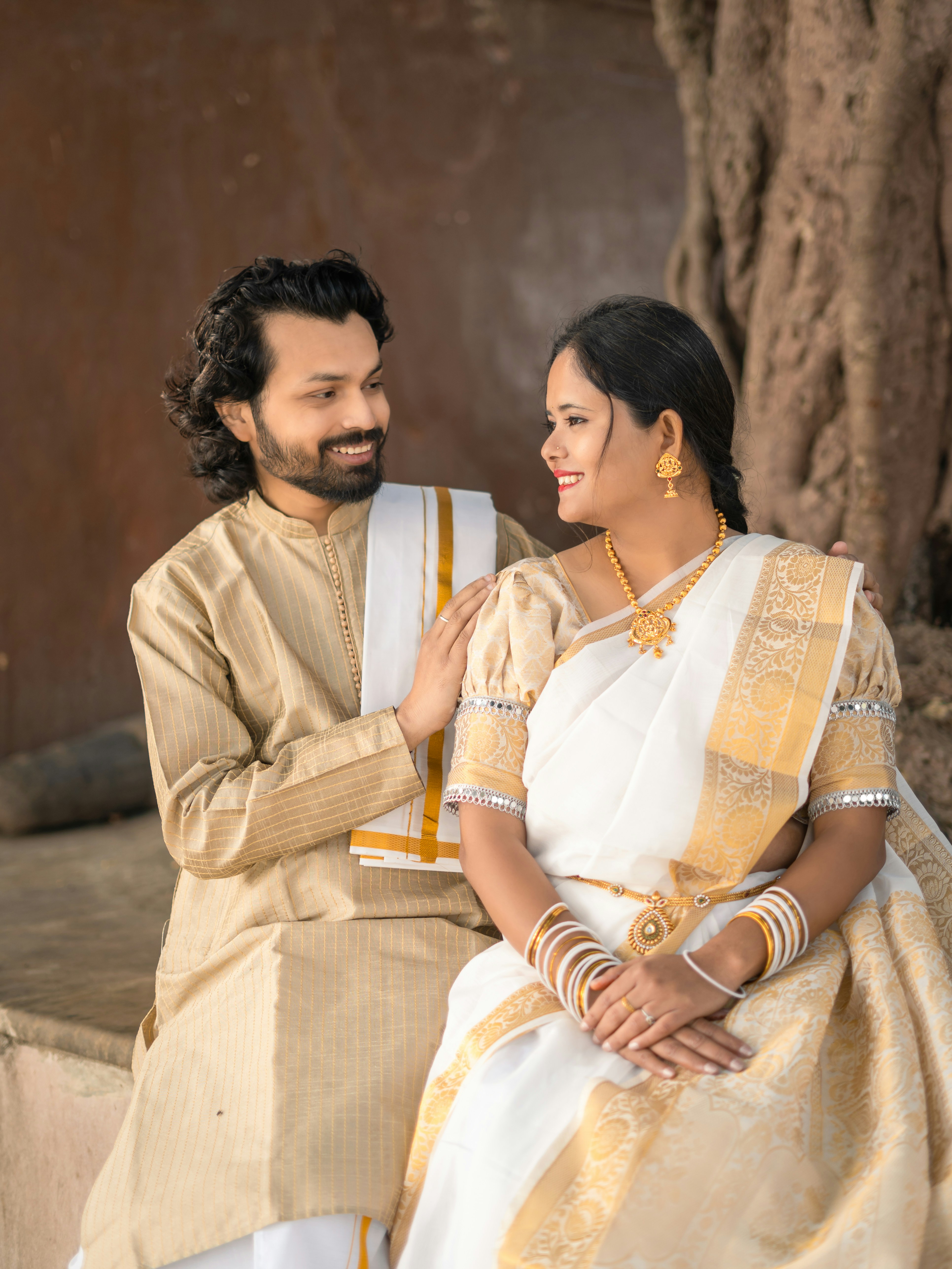Couple in traditional South Indian attire