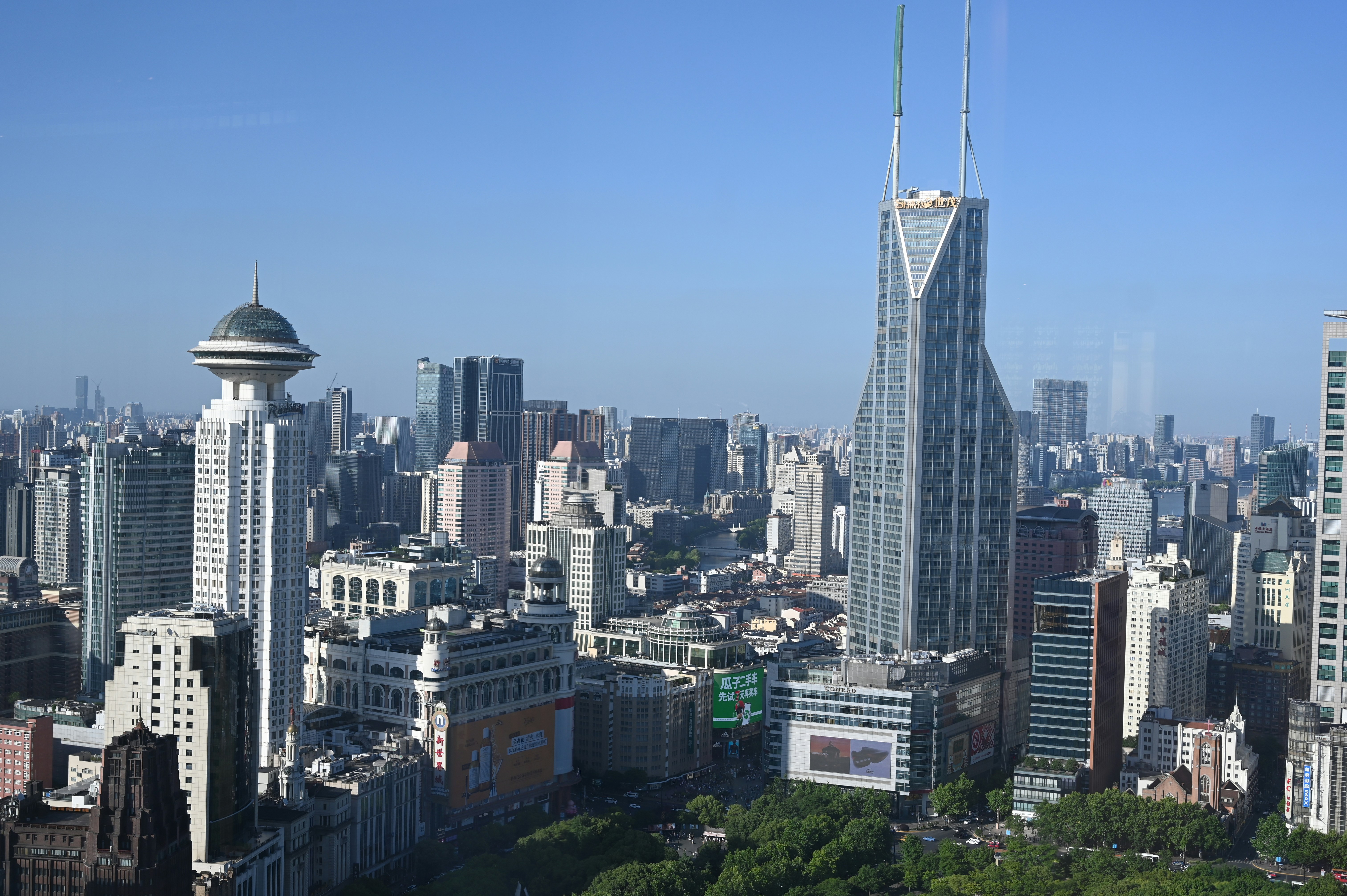 Oro: La apuesta estratégica de UBP por $6,000 y su impacto en las inve