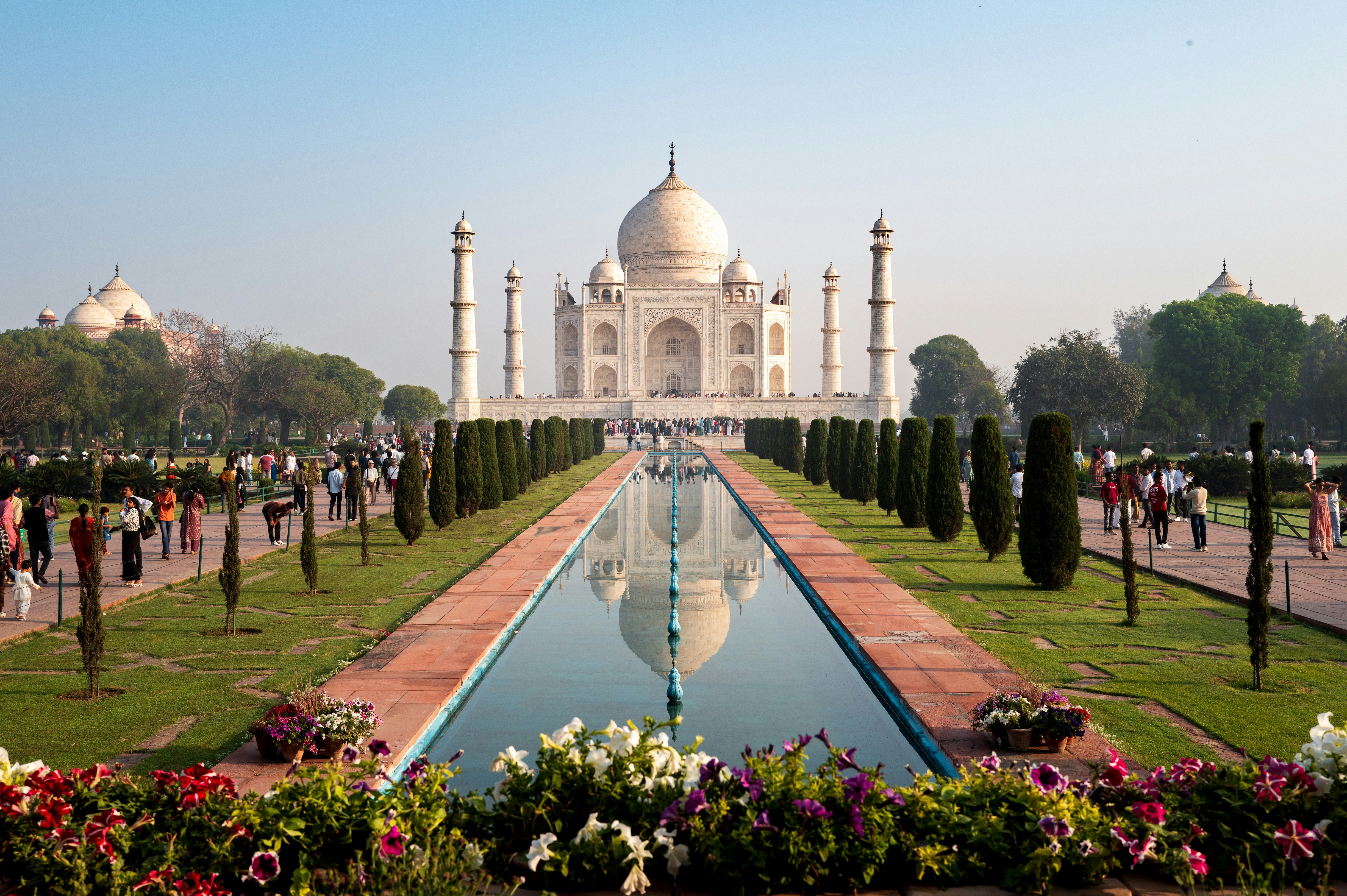 Stay online in the India with a prepaid eSIM from eSIMlii. Instant activation, no roaming charges, and reliable coverage.