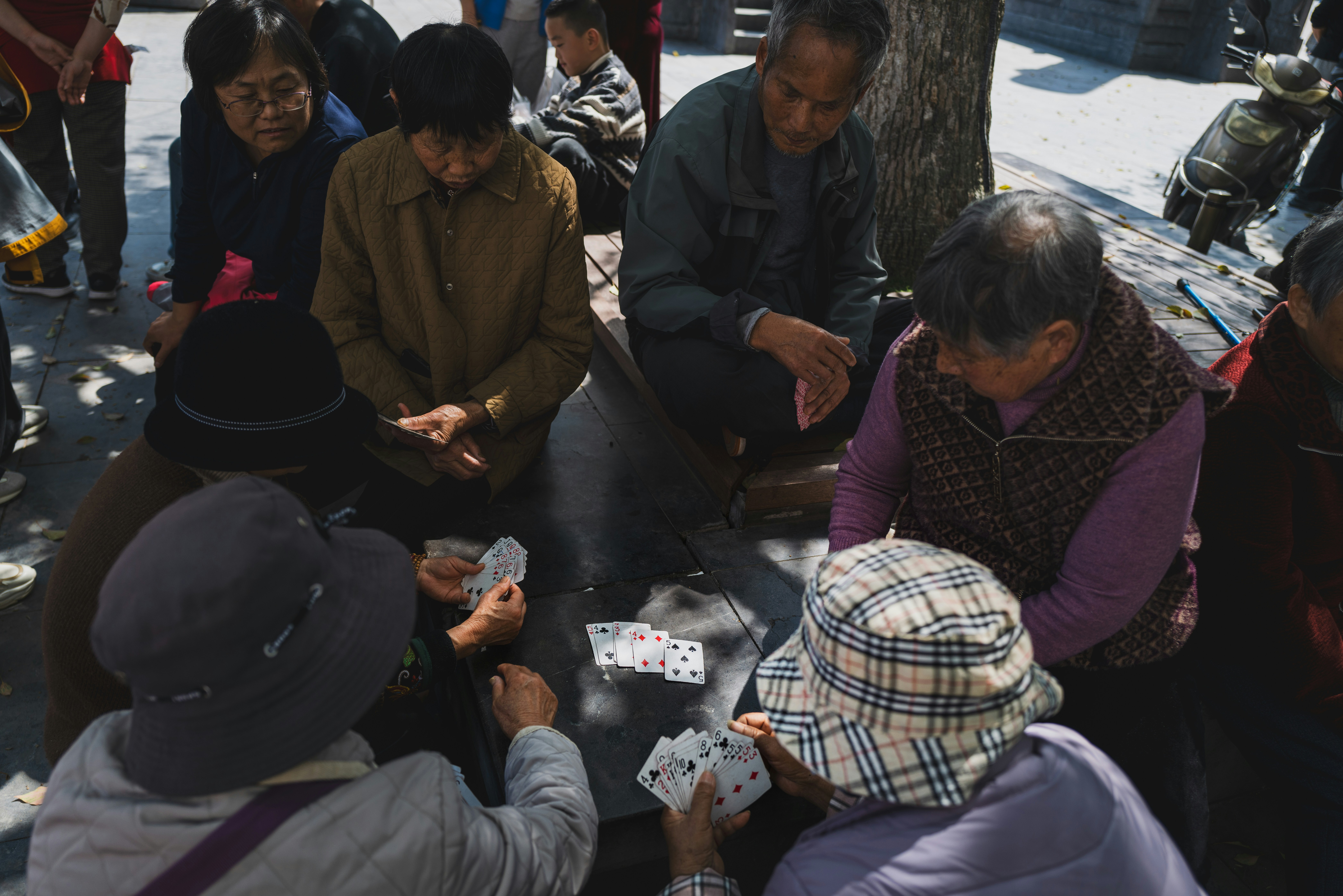 Crafting Exclusive Communities: Lessons from Bethenny Frankel's New Dating Platform