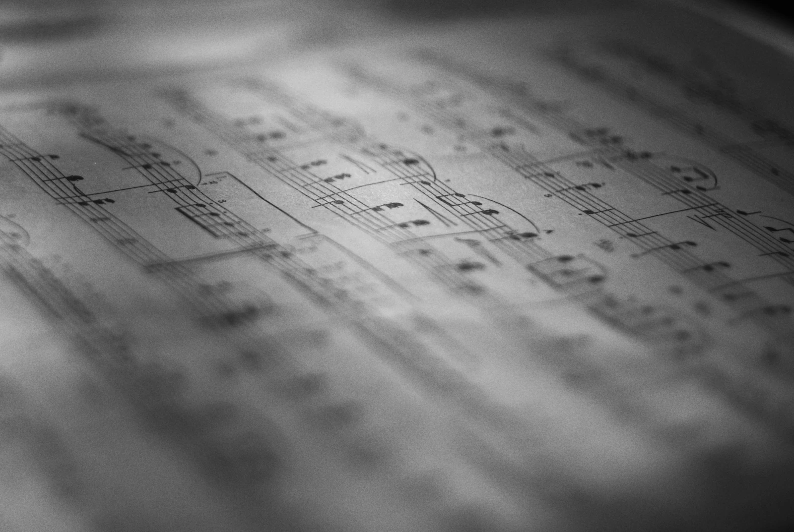 How to Read Guitar Chord Charts: A Beginner's Guide