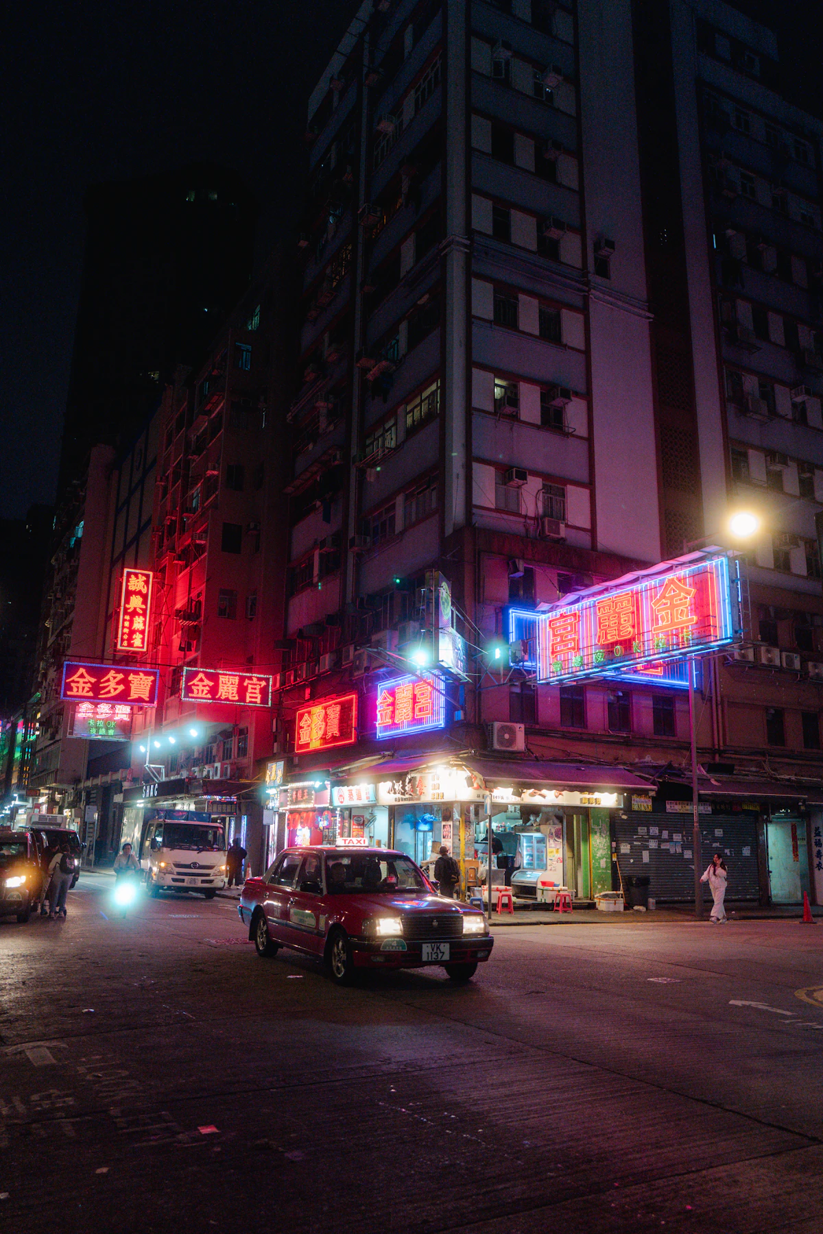 LED and neon signs Dubai