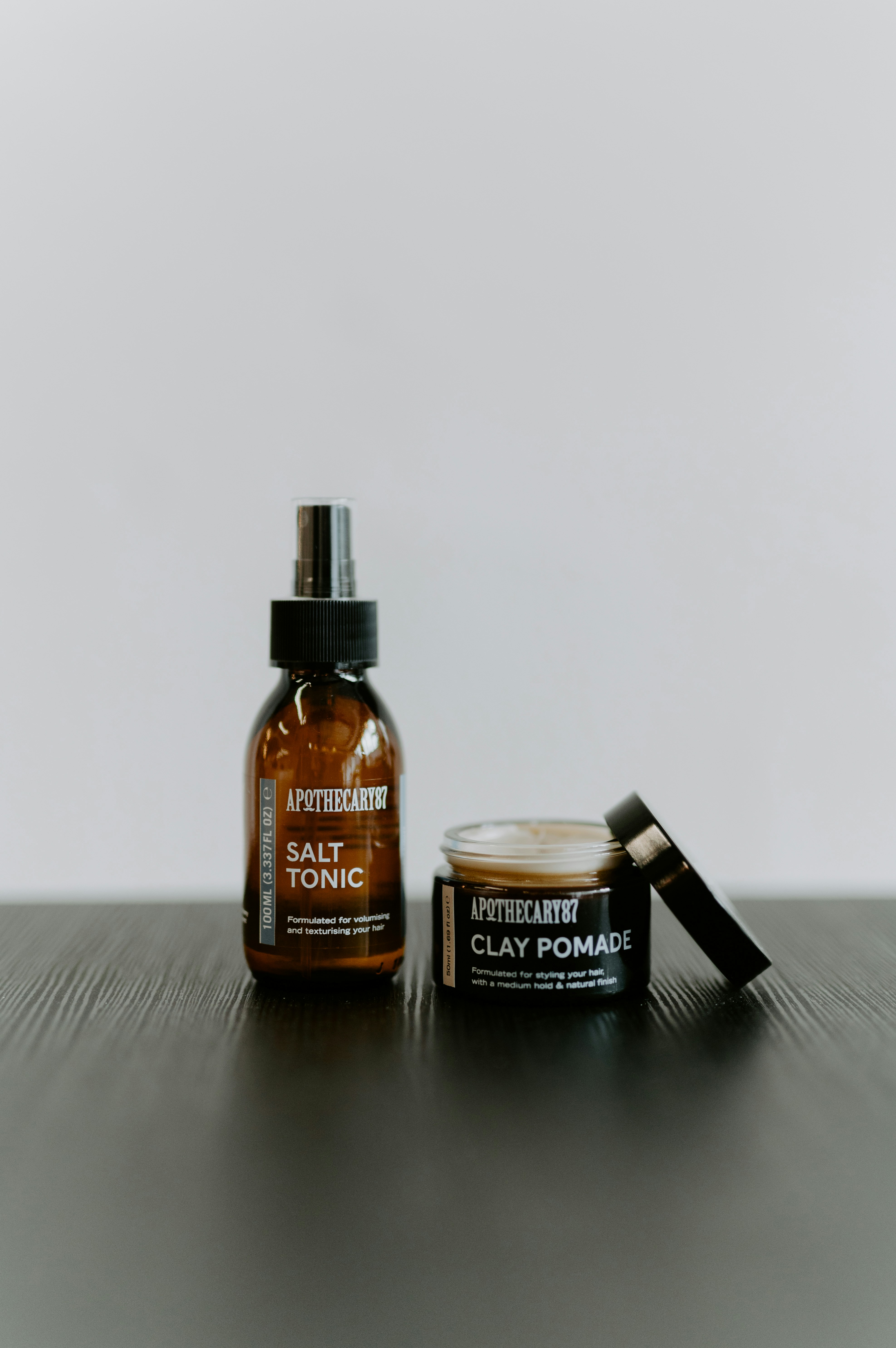calming skin tones, wallpaper, Azelaic Acid for Redness: A Complete Guide 5