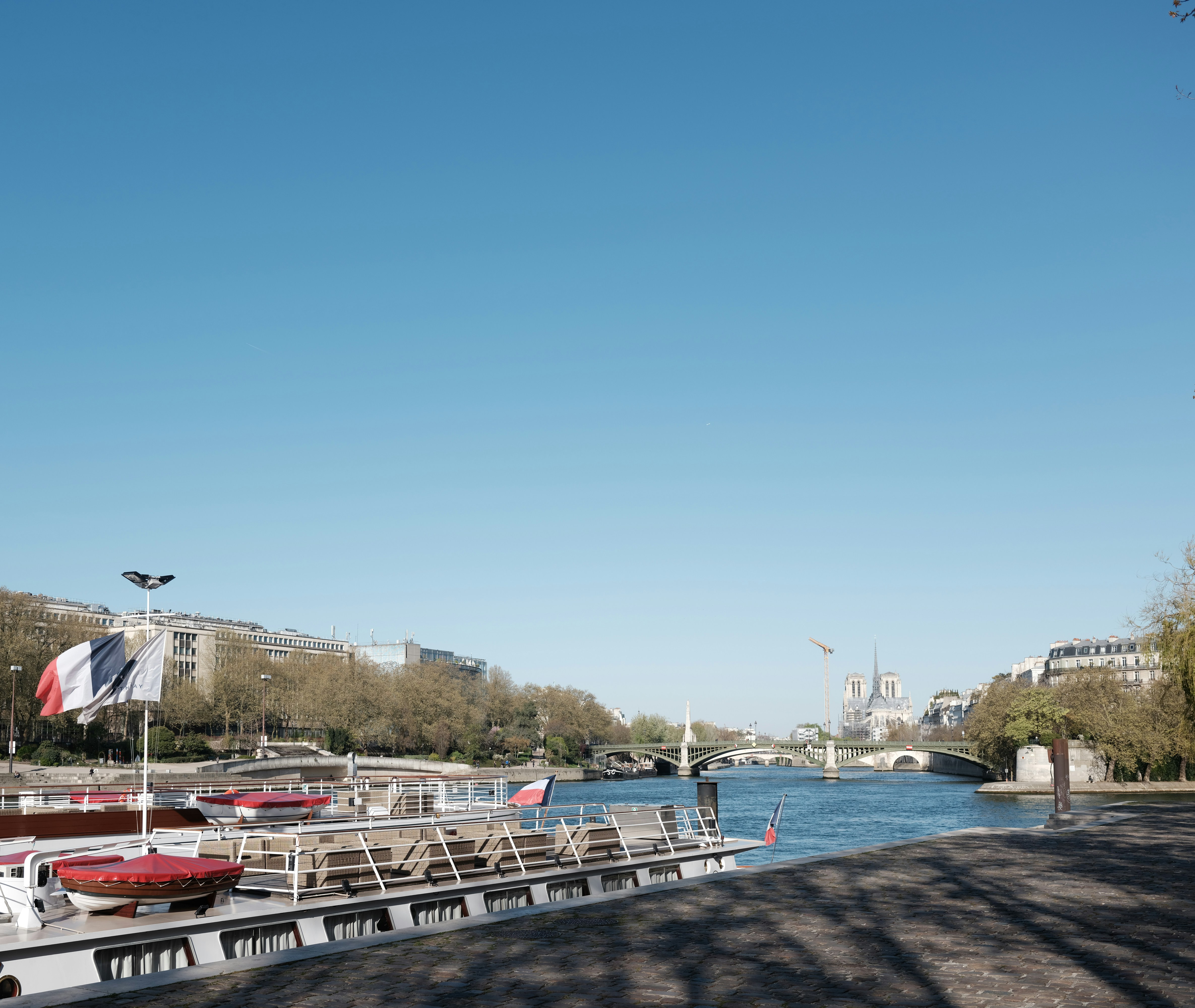seine cruise boat deck