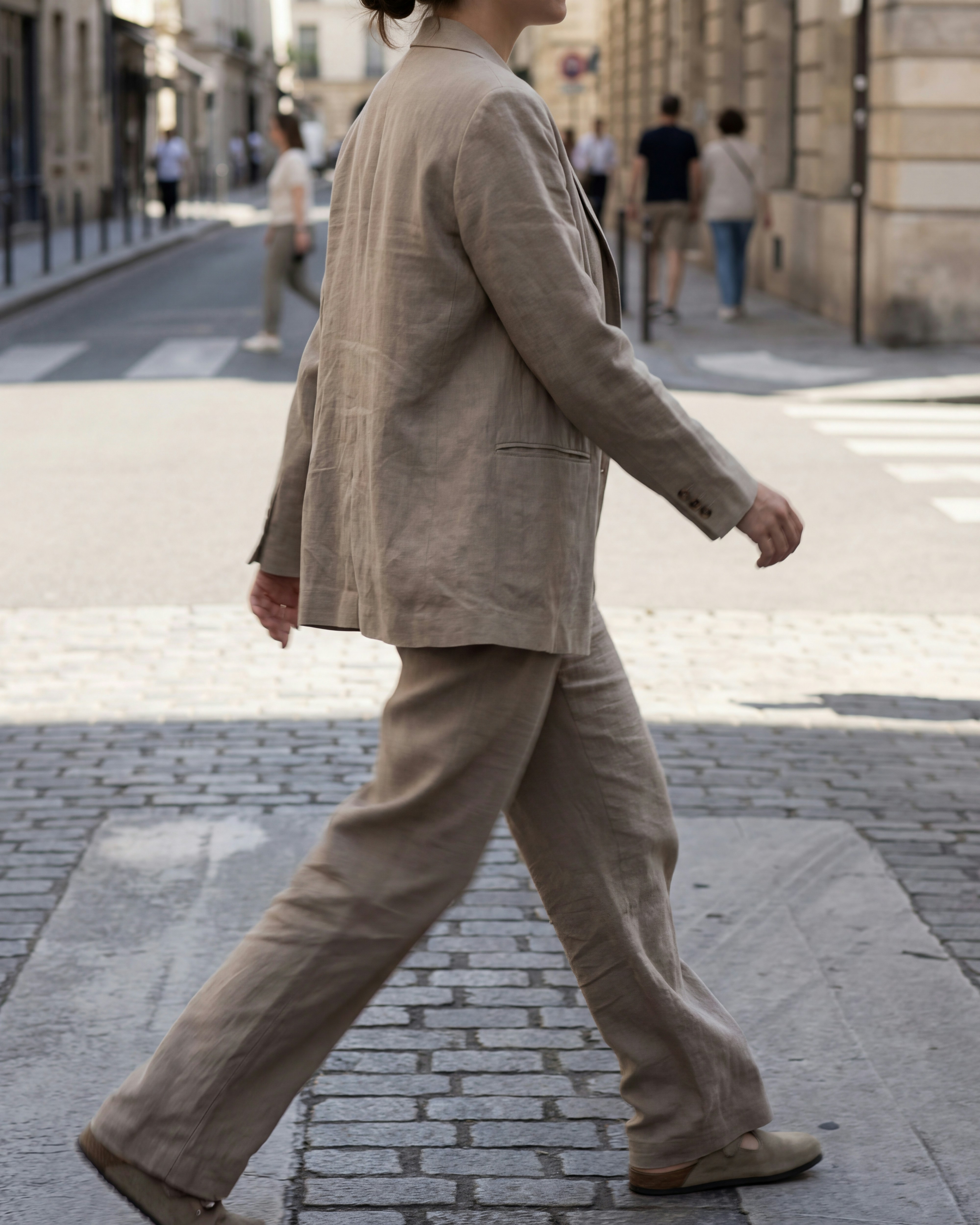 Relaxed Linen Blazer