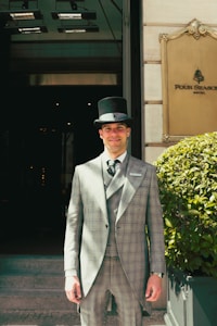Hotel Valet Tipping Guide: Standards for Guests & Operators