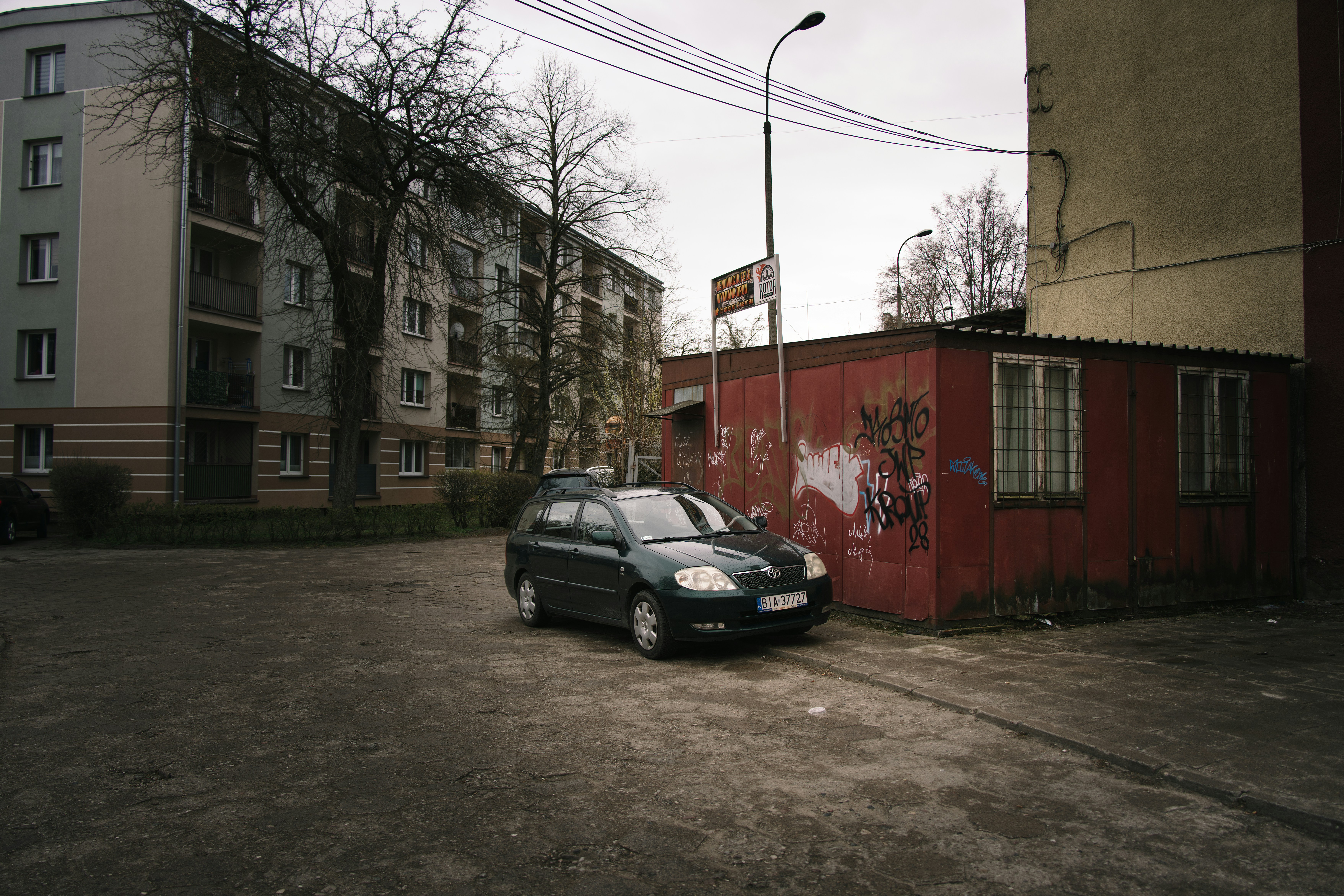Photo by stchuu
