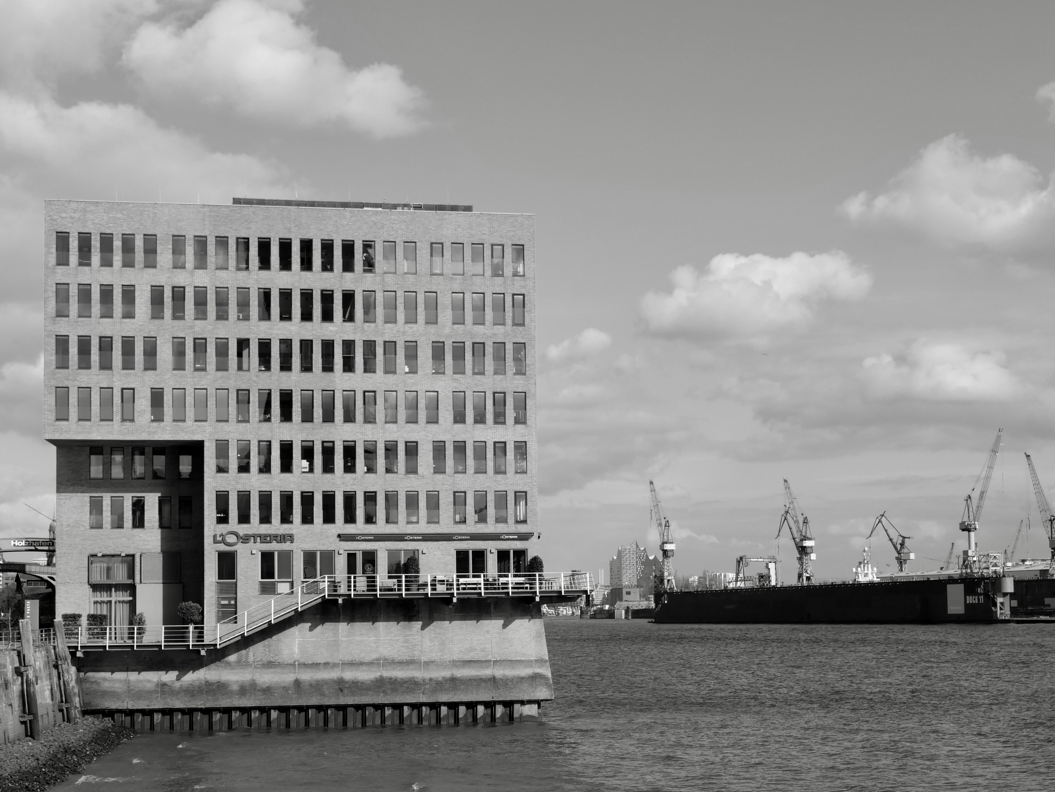 Photo by sanneschroeder