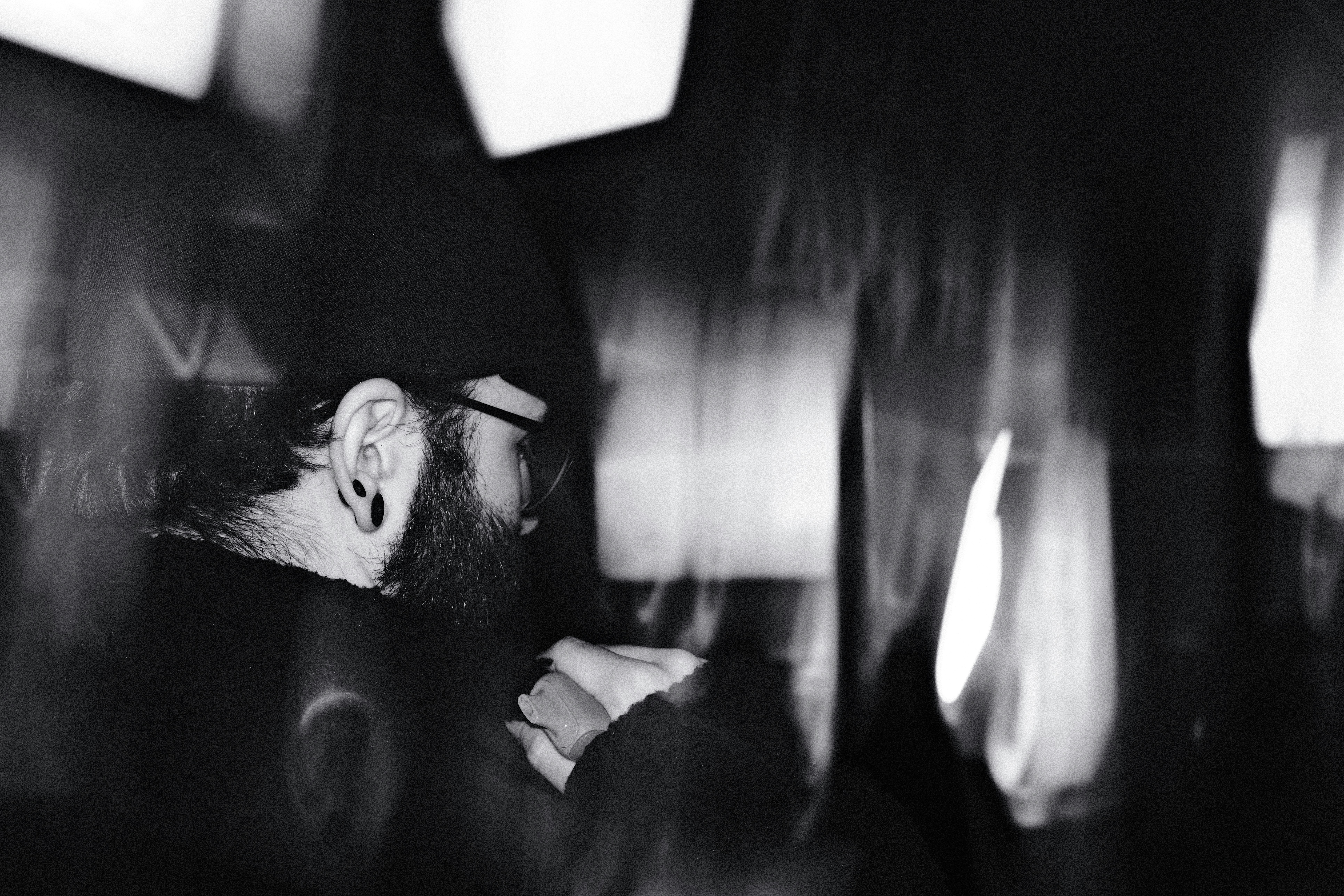 Photo by midvyco_