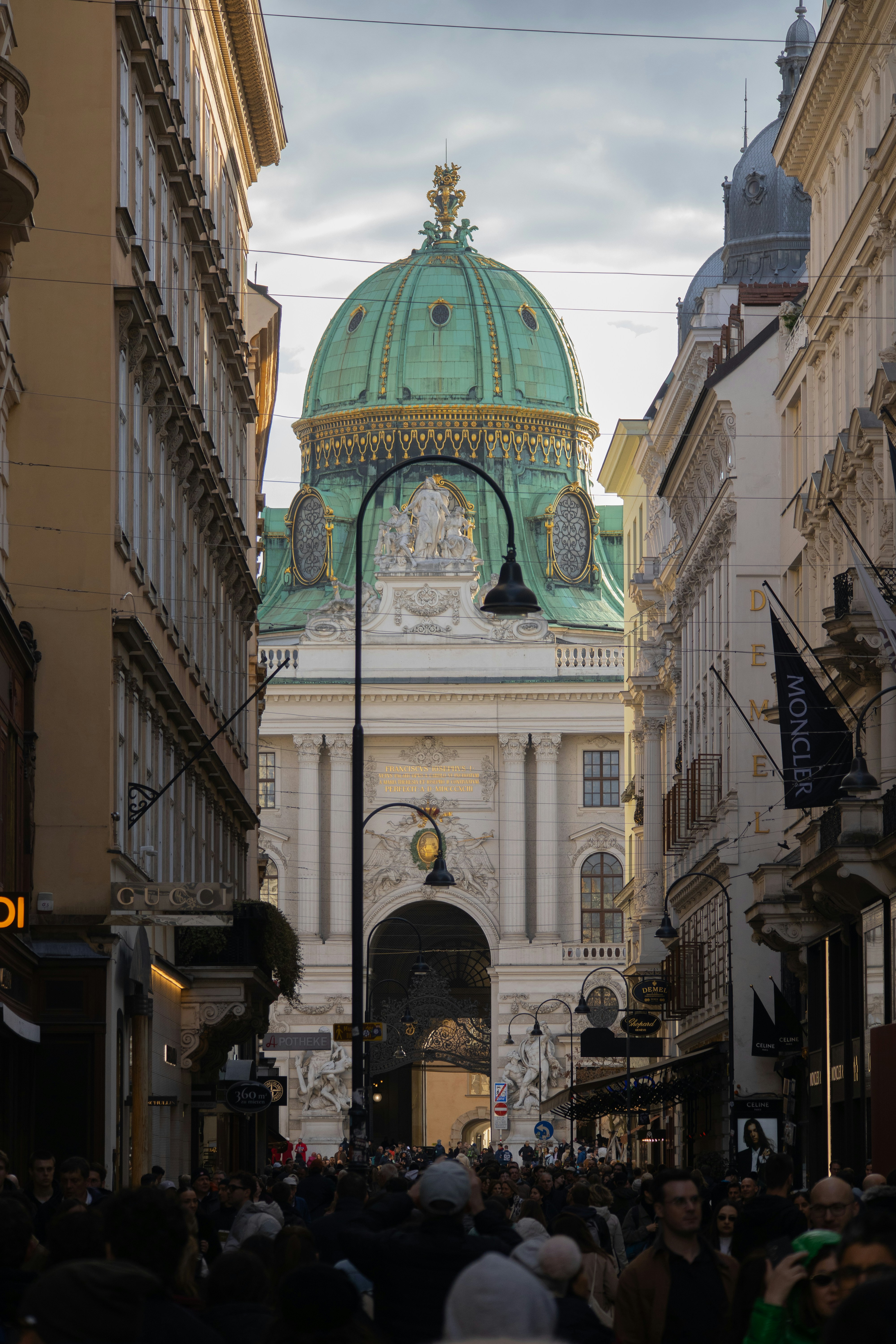 Photo by davidfucsku