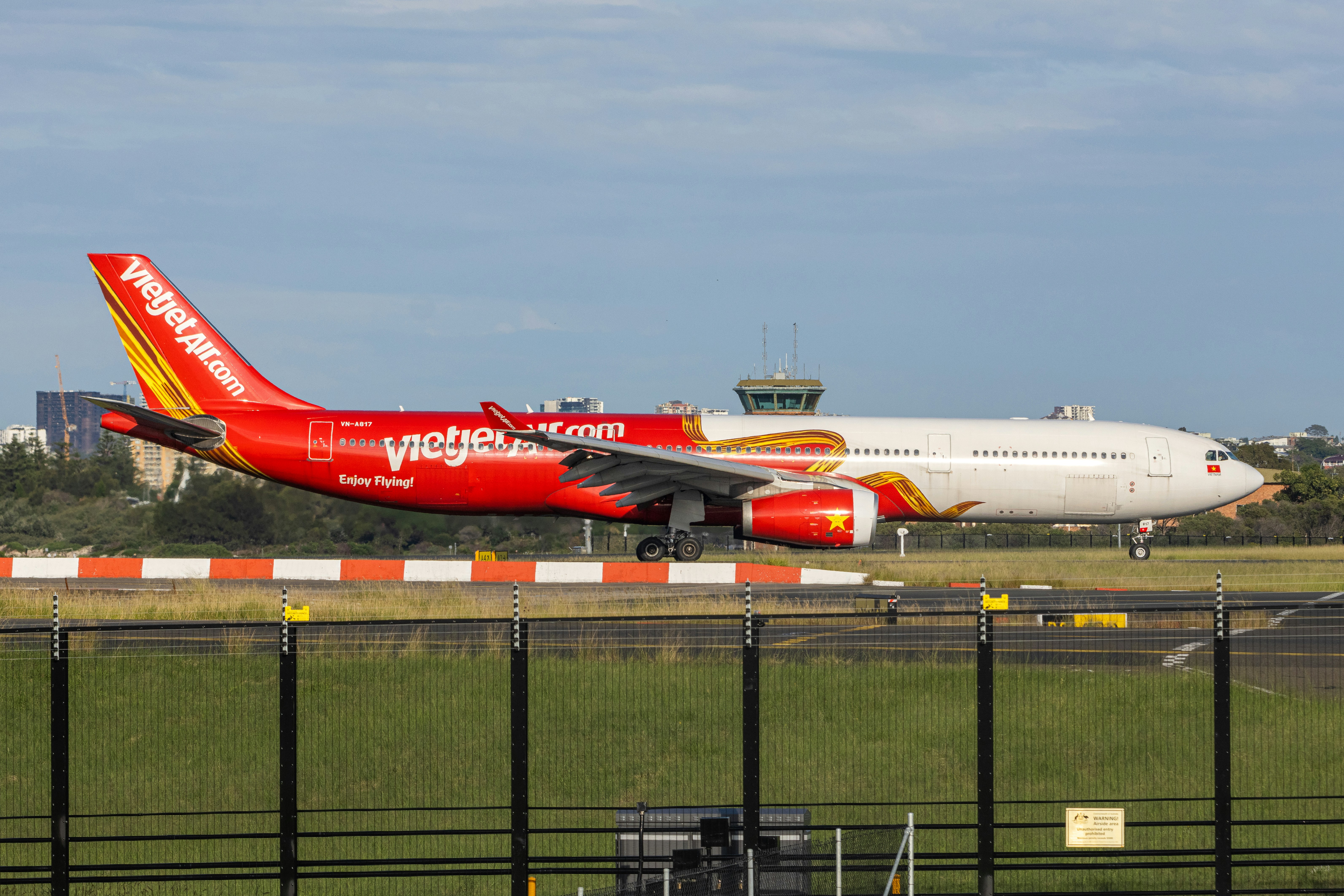 What a CEO Change at an Airline Actually Means for Your Next Trip