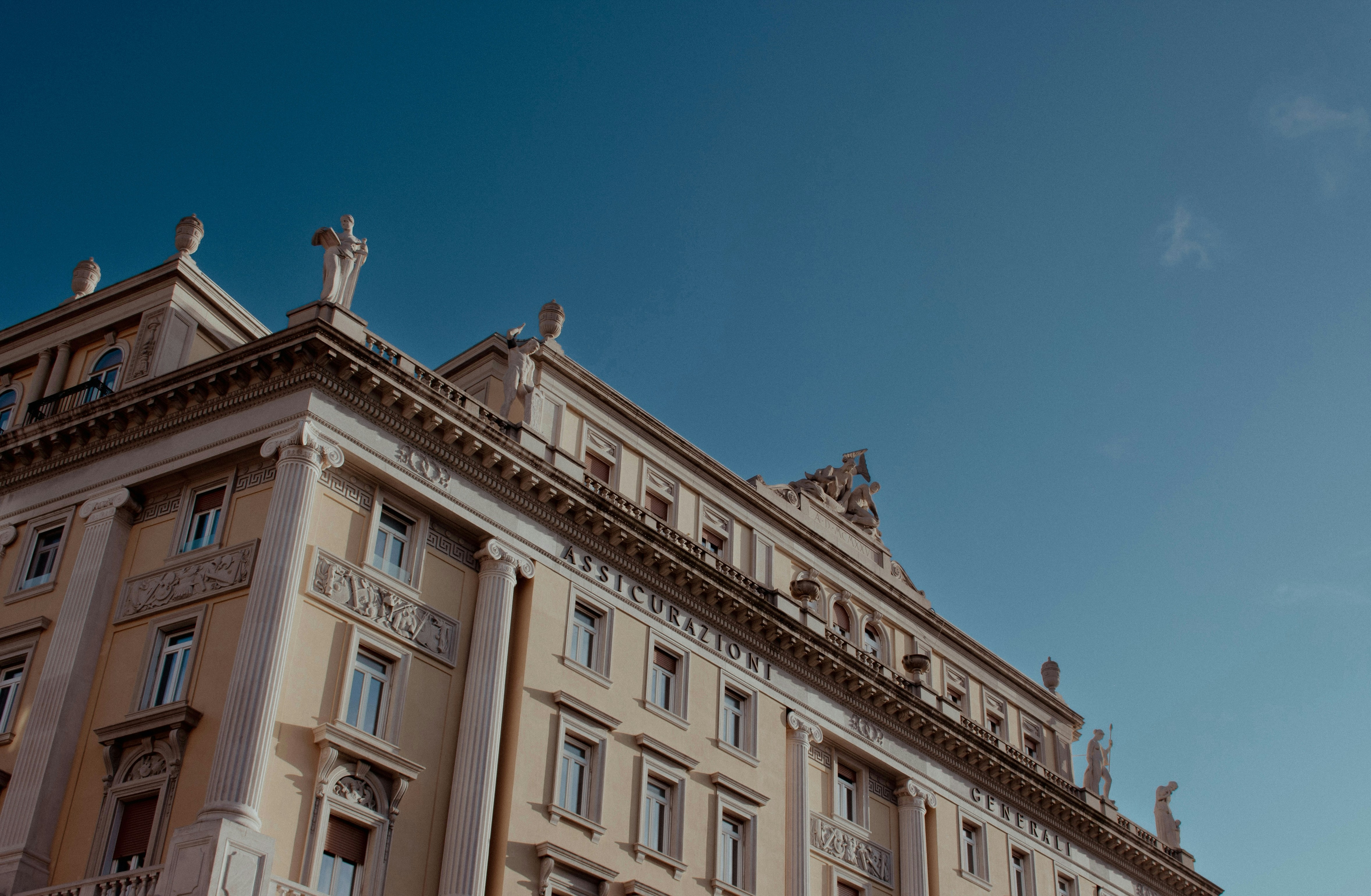 Photo by adrianaasuen