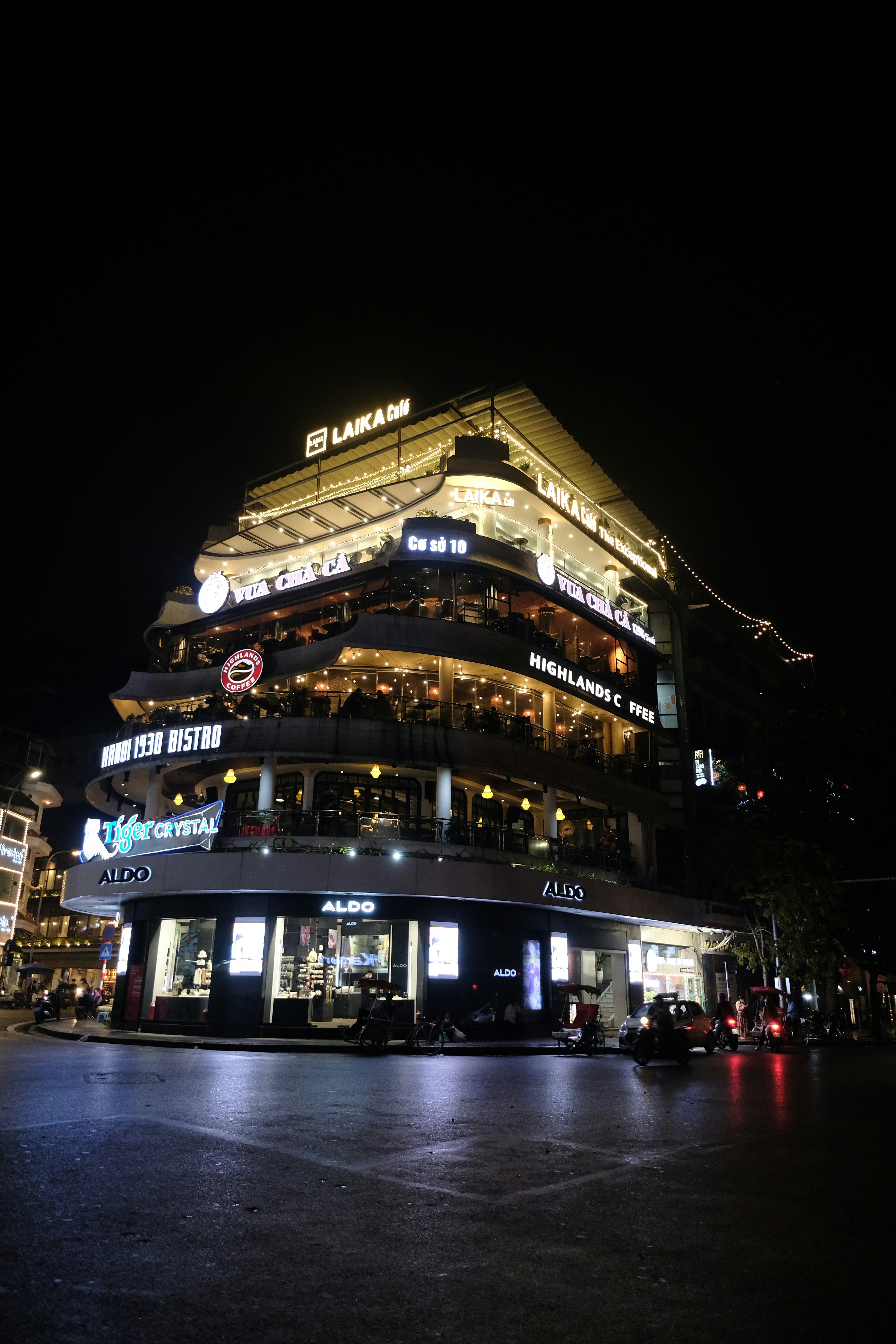 Dance Clubs and Late-Night Party Spots