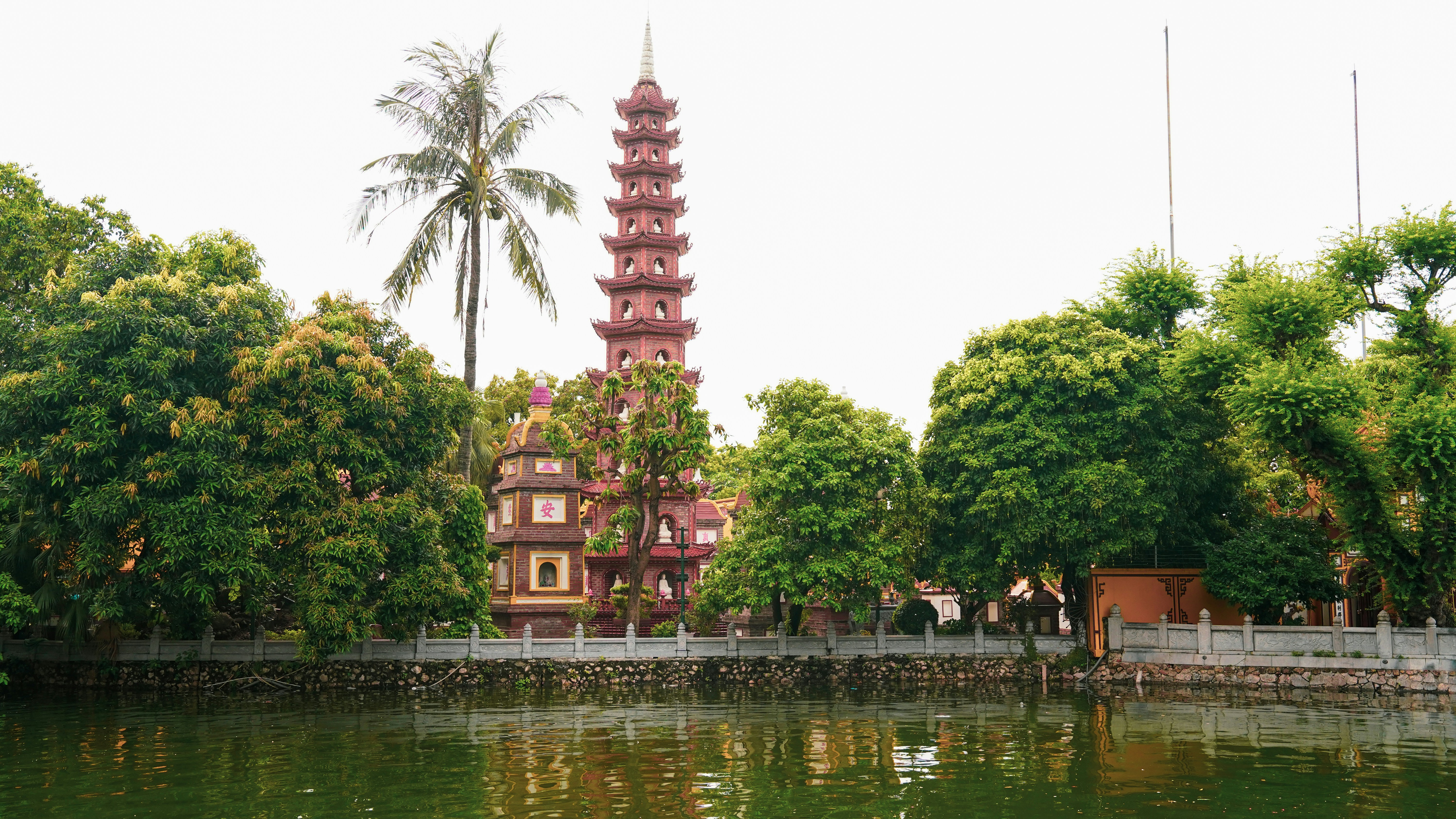 Nắng thủy tinh