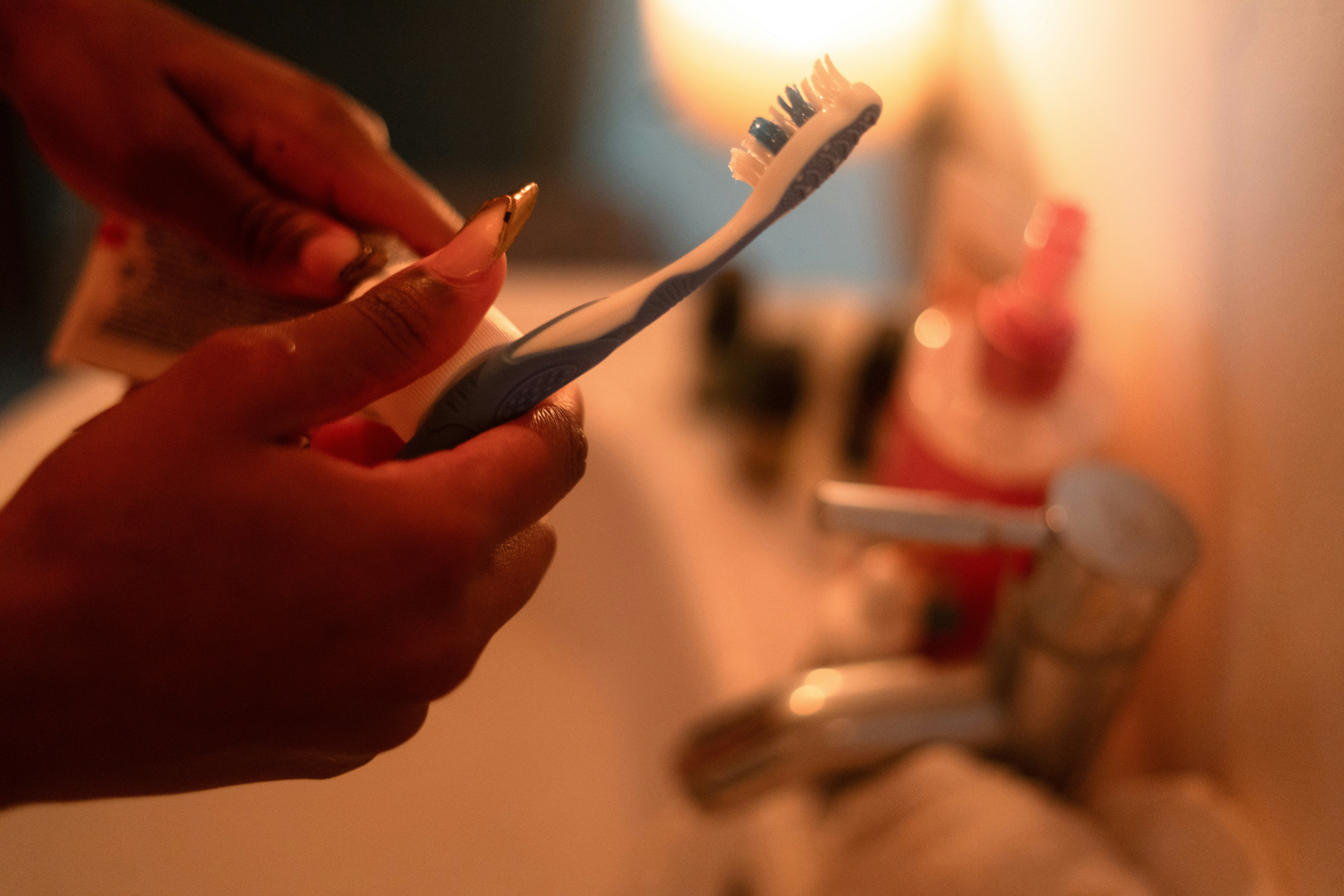 Salon-Style Self-Care at Home: A Practical Guide to Personal Grooming Support for Older Adults