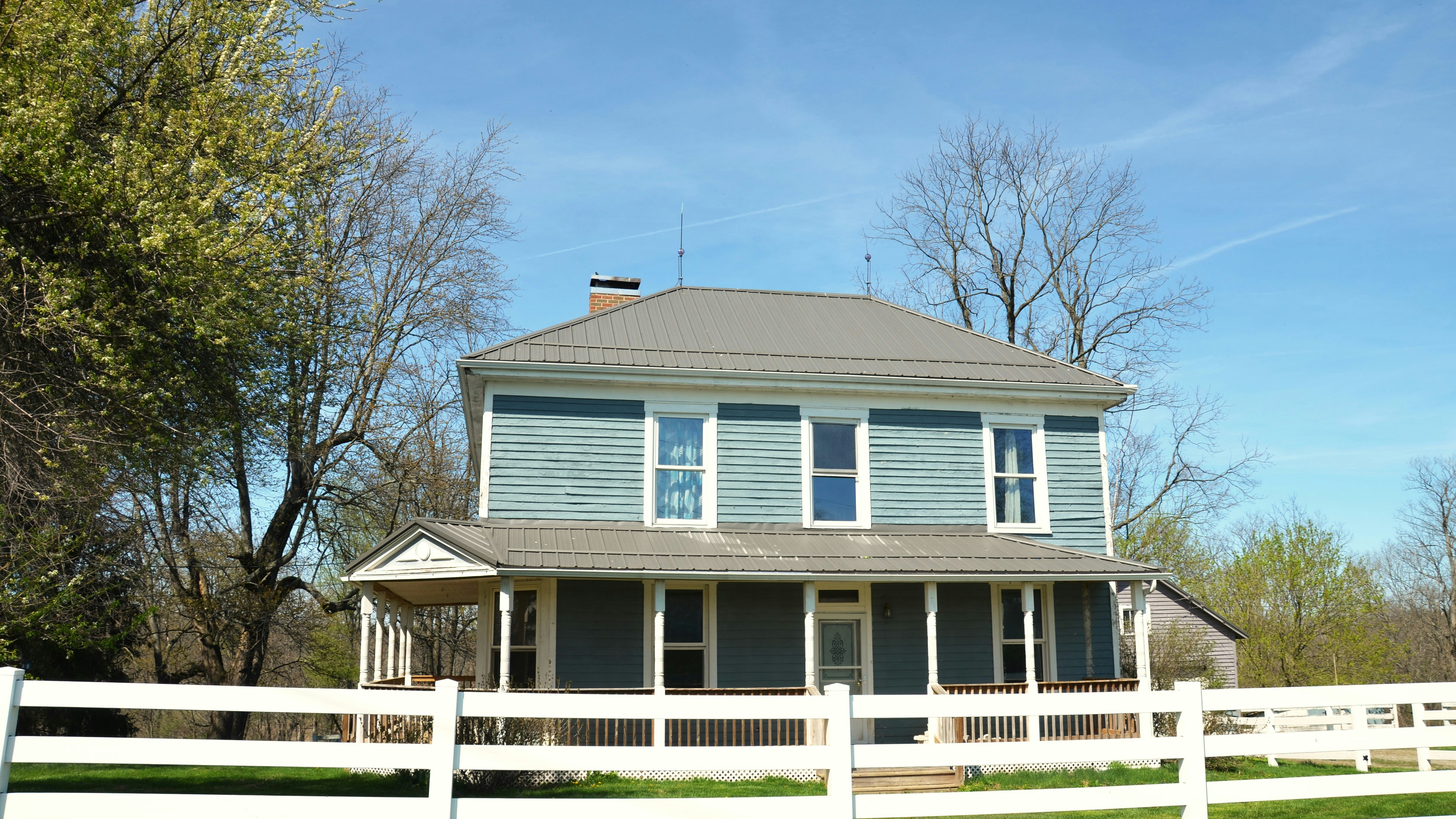 64 Rose Street